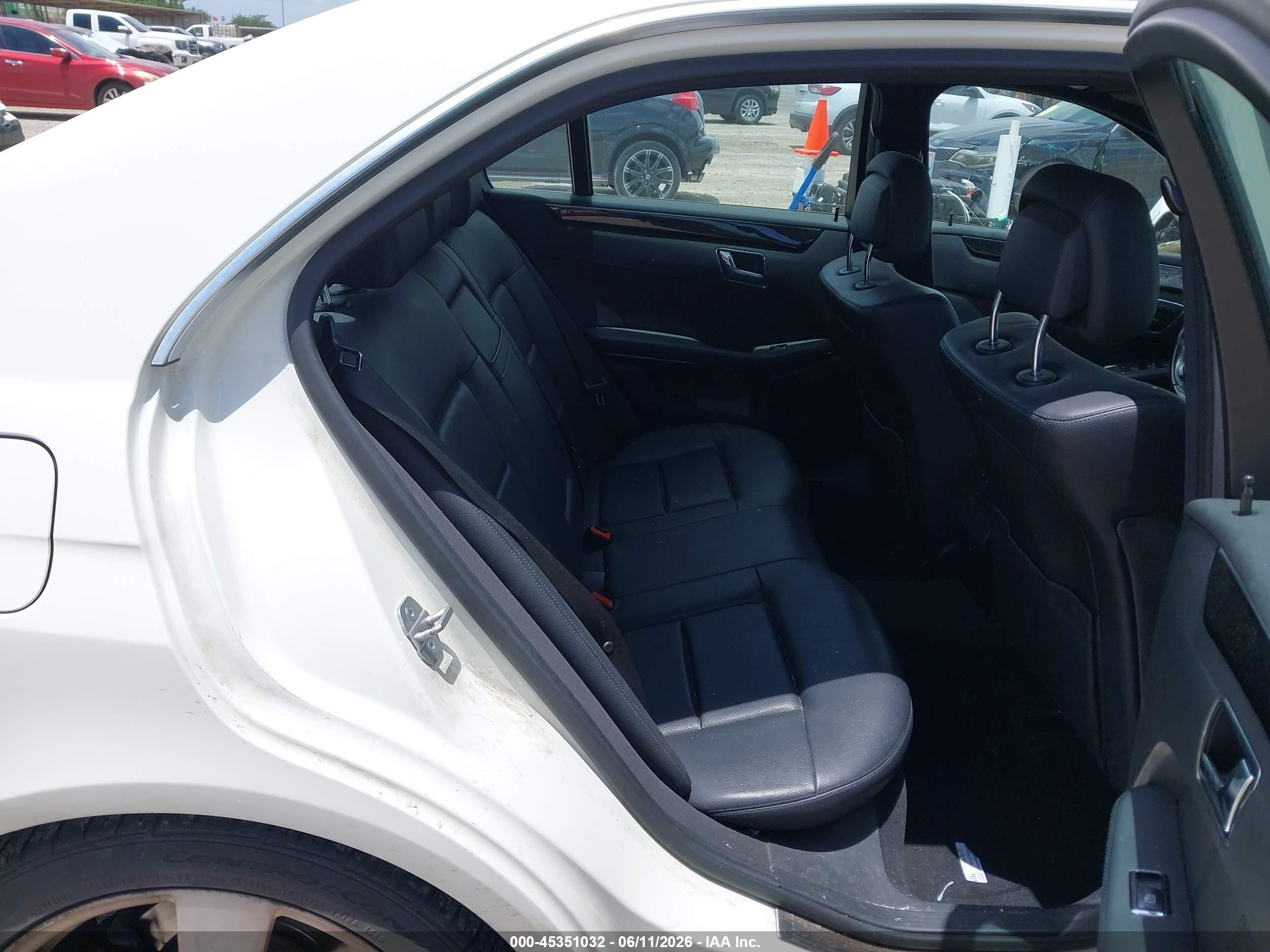 2010 Mercedes-benz E 350 4matic White vin: WDDHF8HB2AA254493