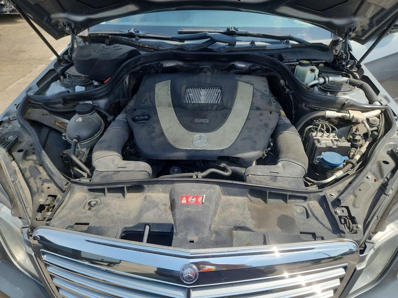 2011 Mercedes-benz E 350 4matic Silver vin: WDDHF8HB2BA266998
