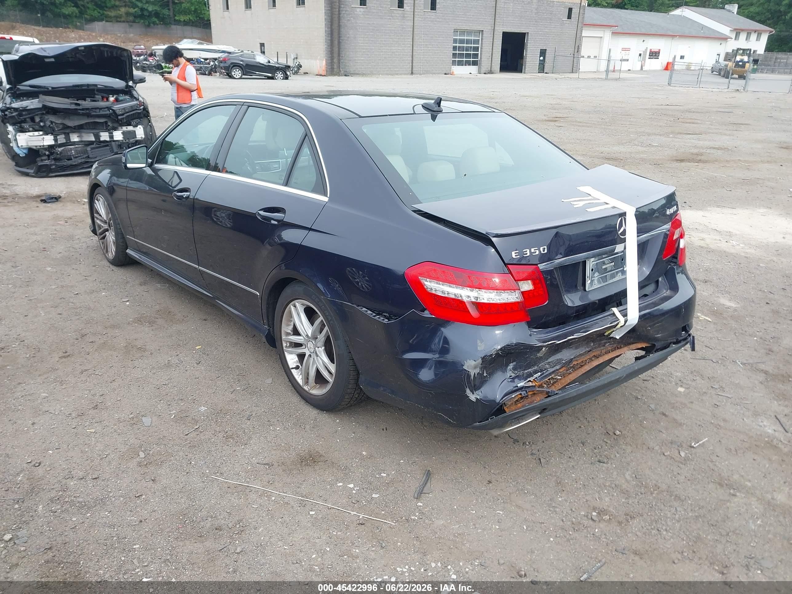2011 Mercedes-benz E 350 4matic Черный vin: WDDHF8HB2BA355406