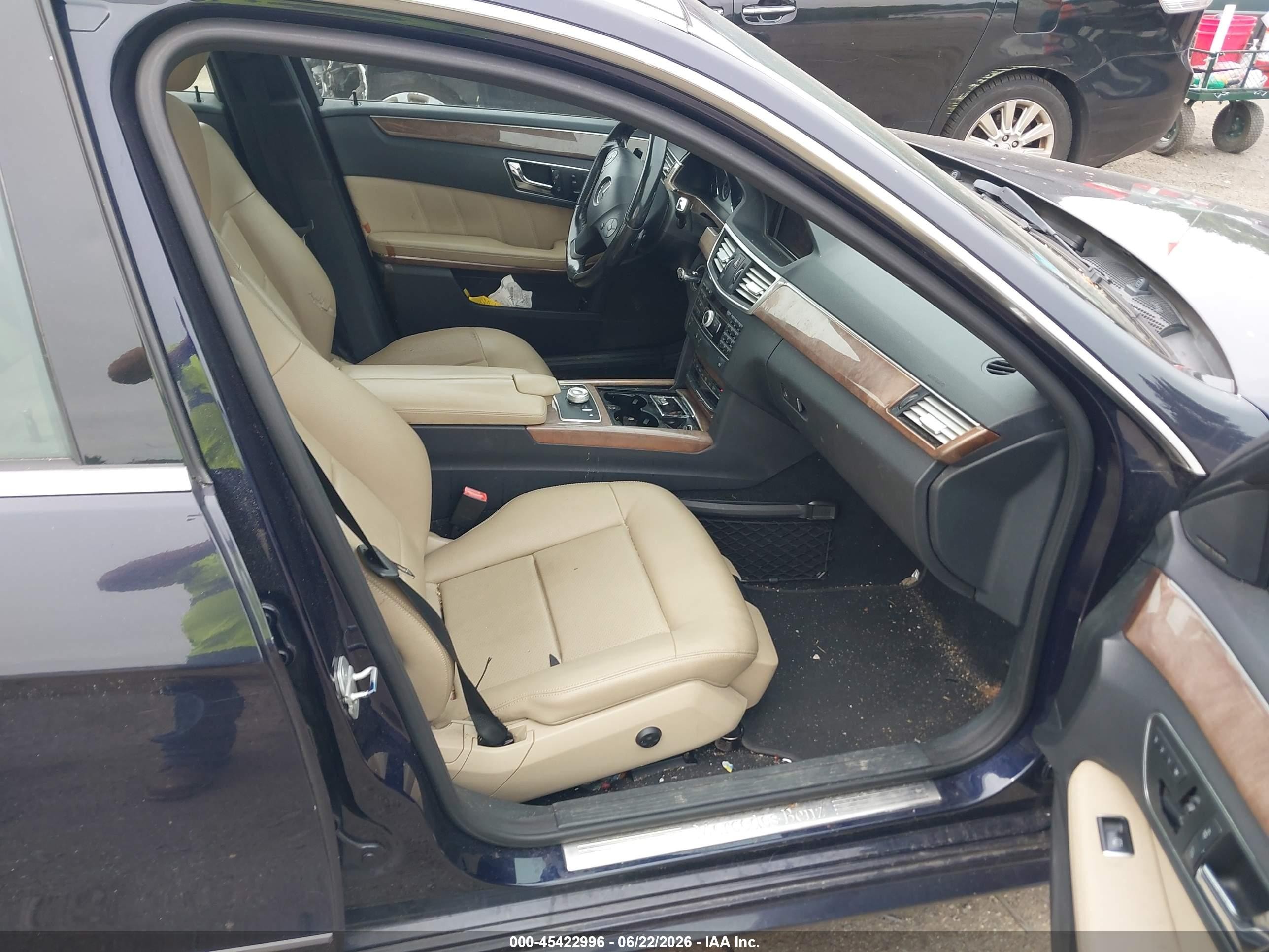2011 Mercedes-benz E 350 4matic Черный vin: WDDHF8HB2BA355406