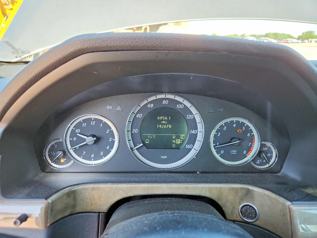 2011 Mercedes-benz E 350 4matic Silver vin: WDDHF8HB2BA431335
