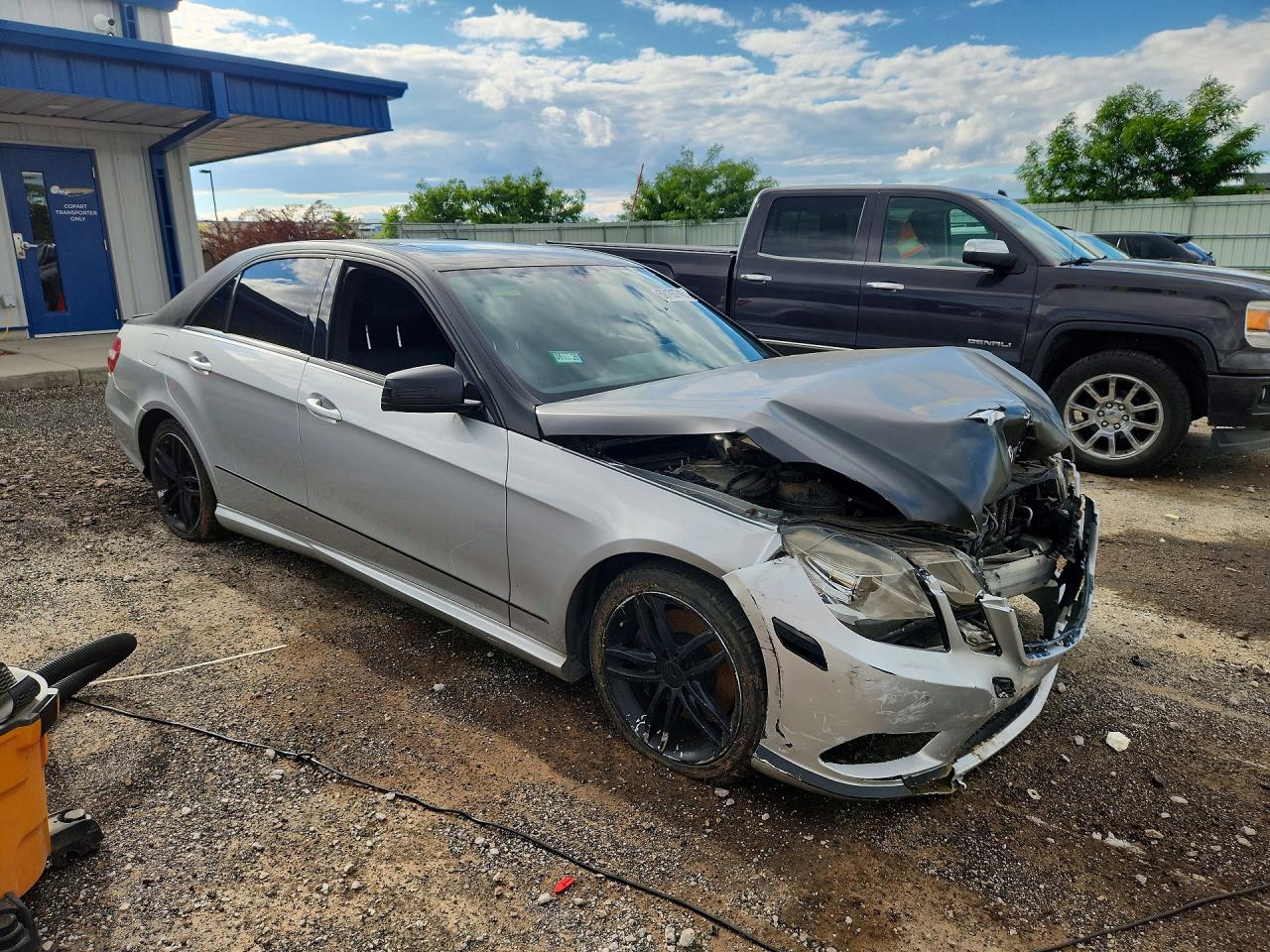 2011 Mercedes-benz E 350 4matic Two Tone vin: WDDHF8HB2BA490417