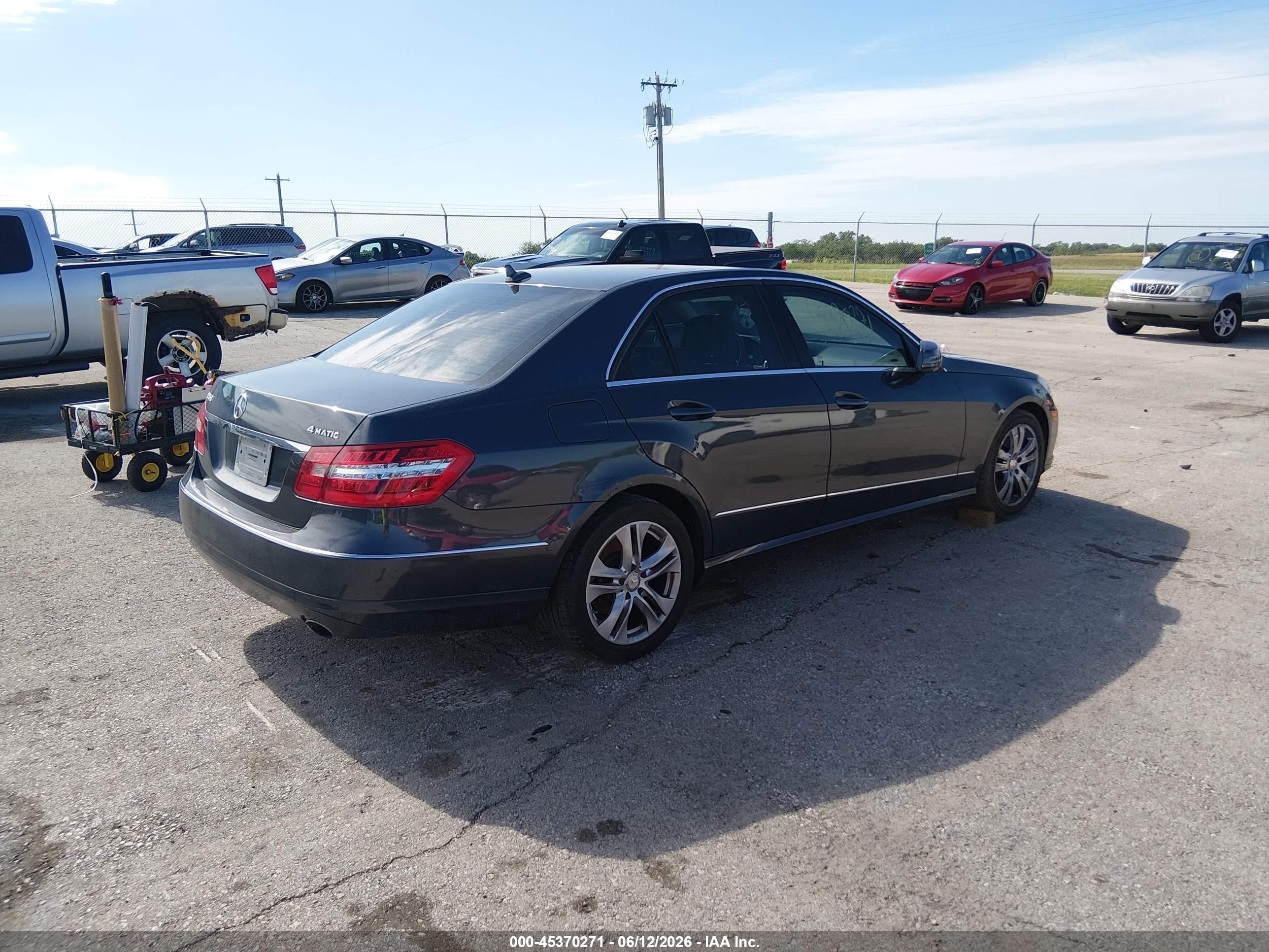 2011 Mercedes-benz E 350 4matic Black vin: WDDHF8HB2BA493205