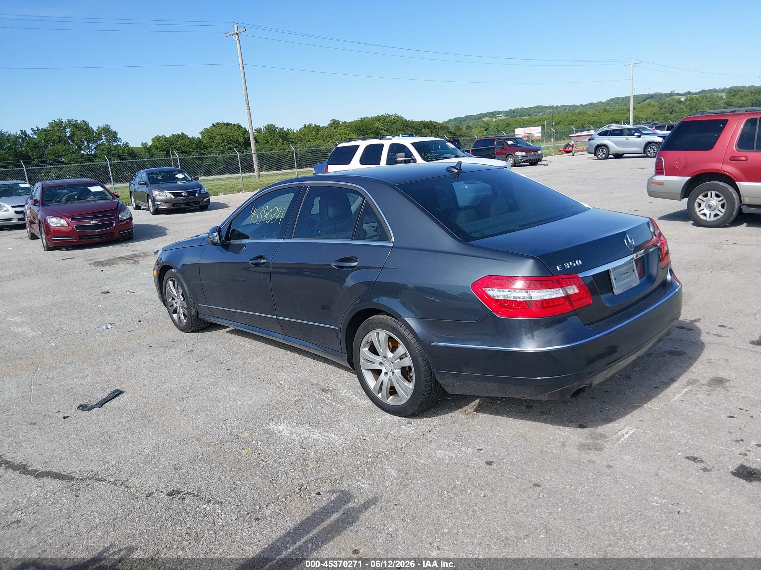 2011 Mercedes-benz E 350 4matic Black vin: WDDHF8HB2BA493205