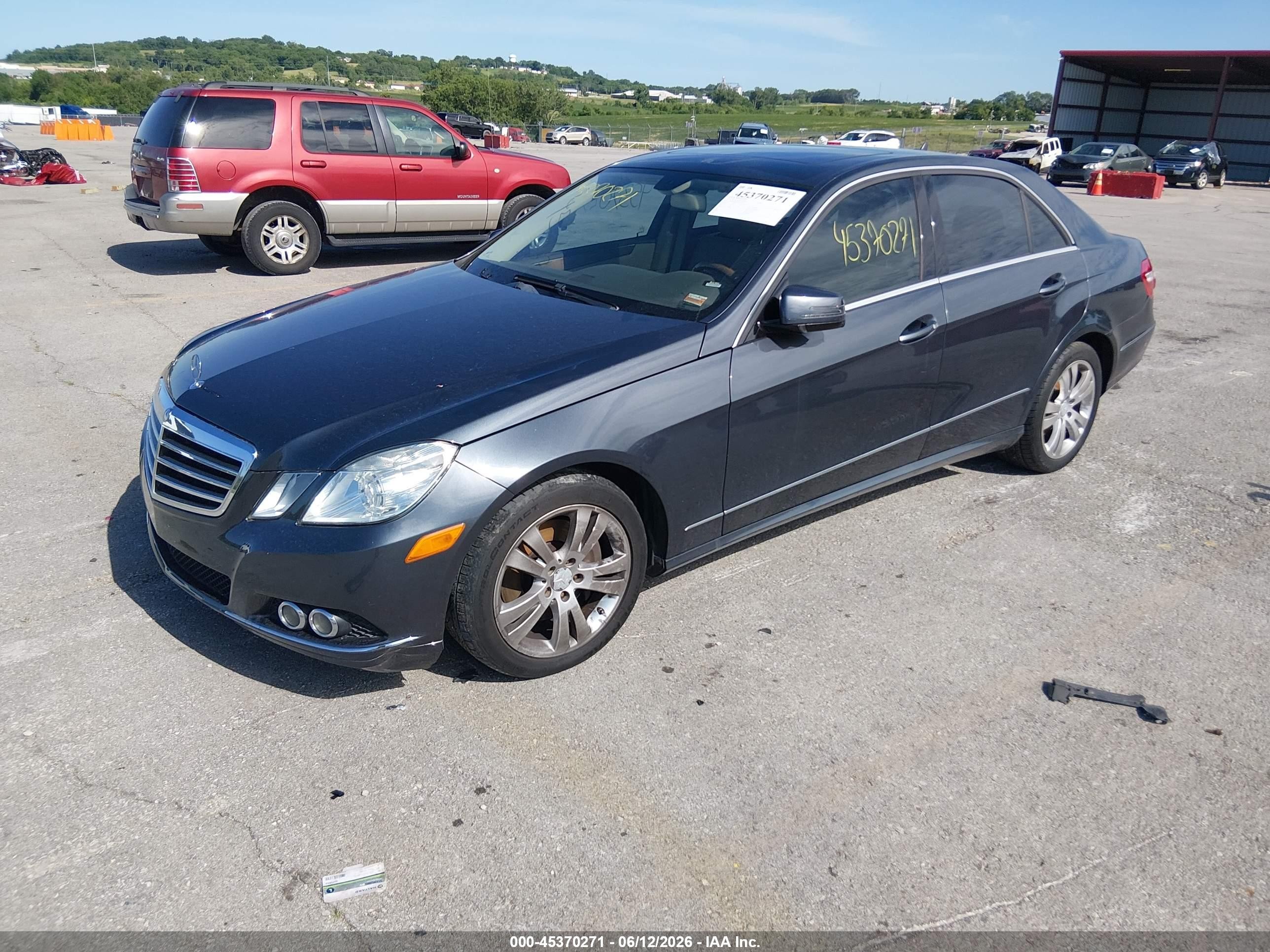2011 Mercedes-benz E 350 4matic Black vin: WDDHF8HB2BA493205