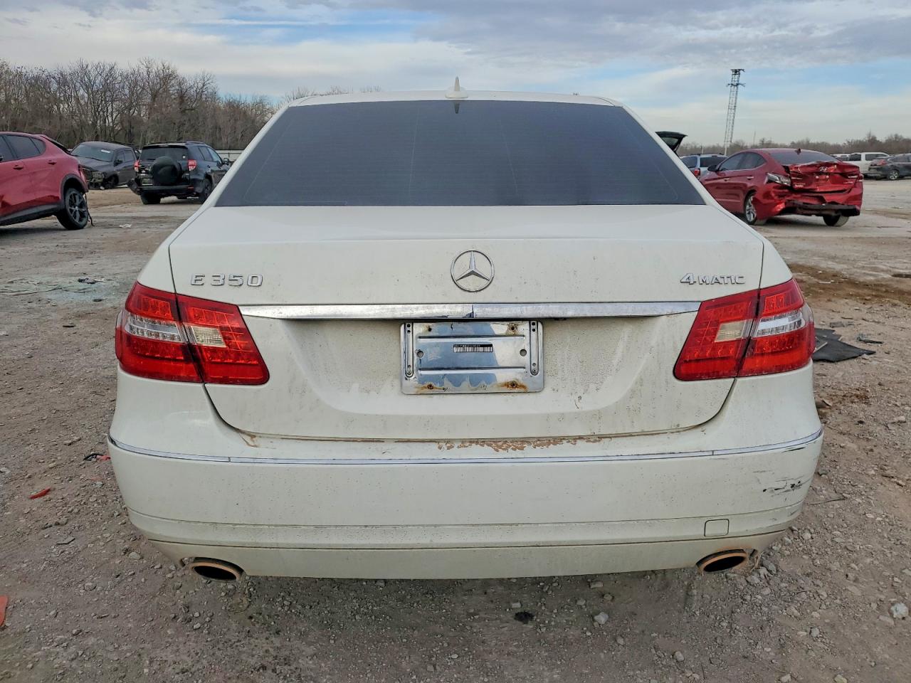 2011 Mercedes-benz E 350 4matic White vin: WDDHF8HB2BA514926