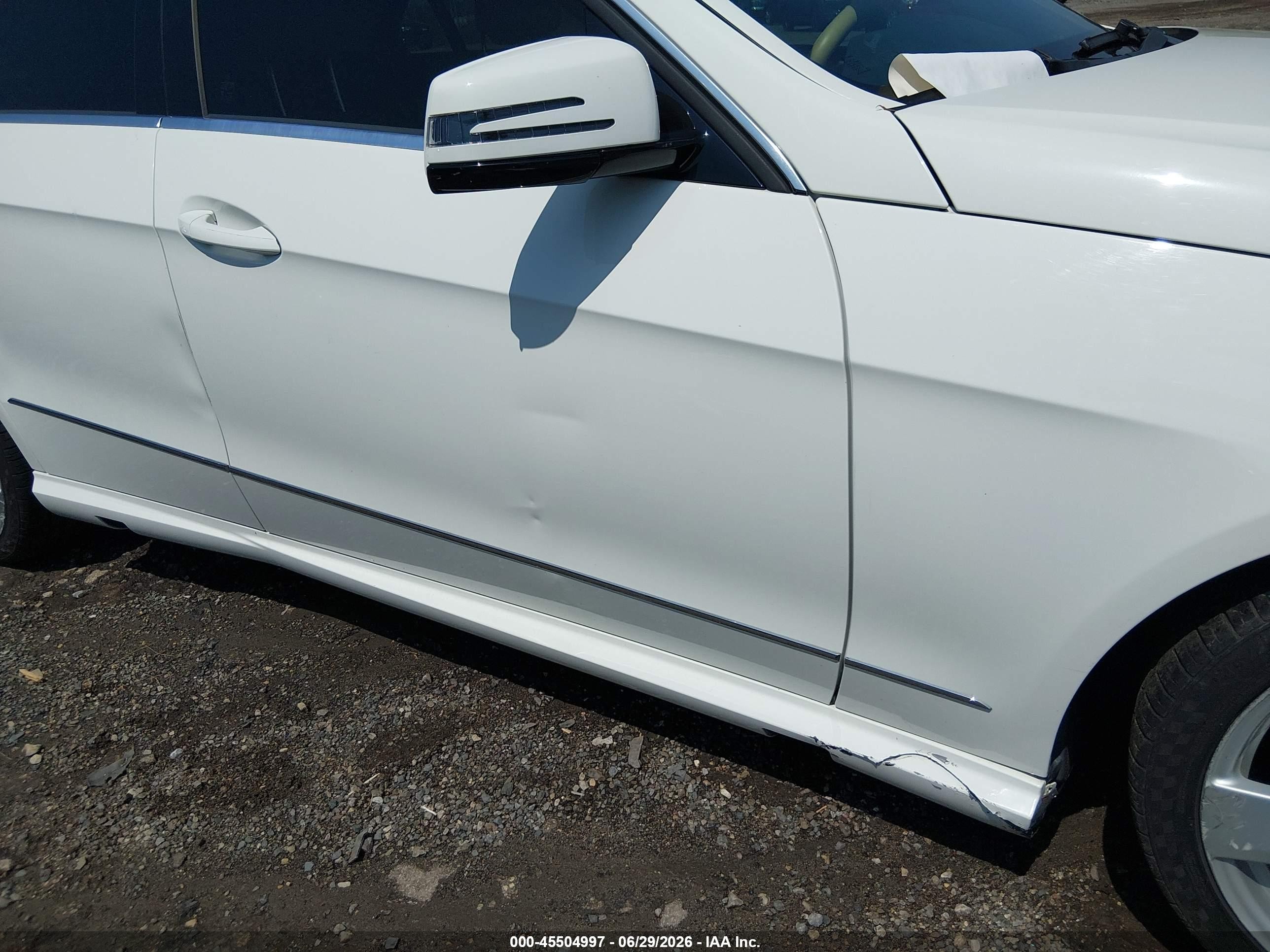 2010 Mercedes-benz E 350 4matic White vin: WDDHF8HB3AA109592