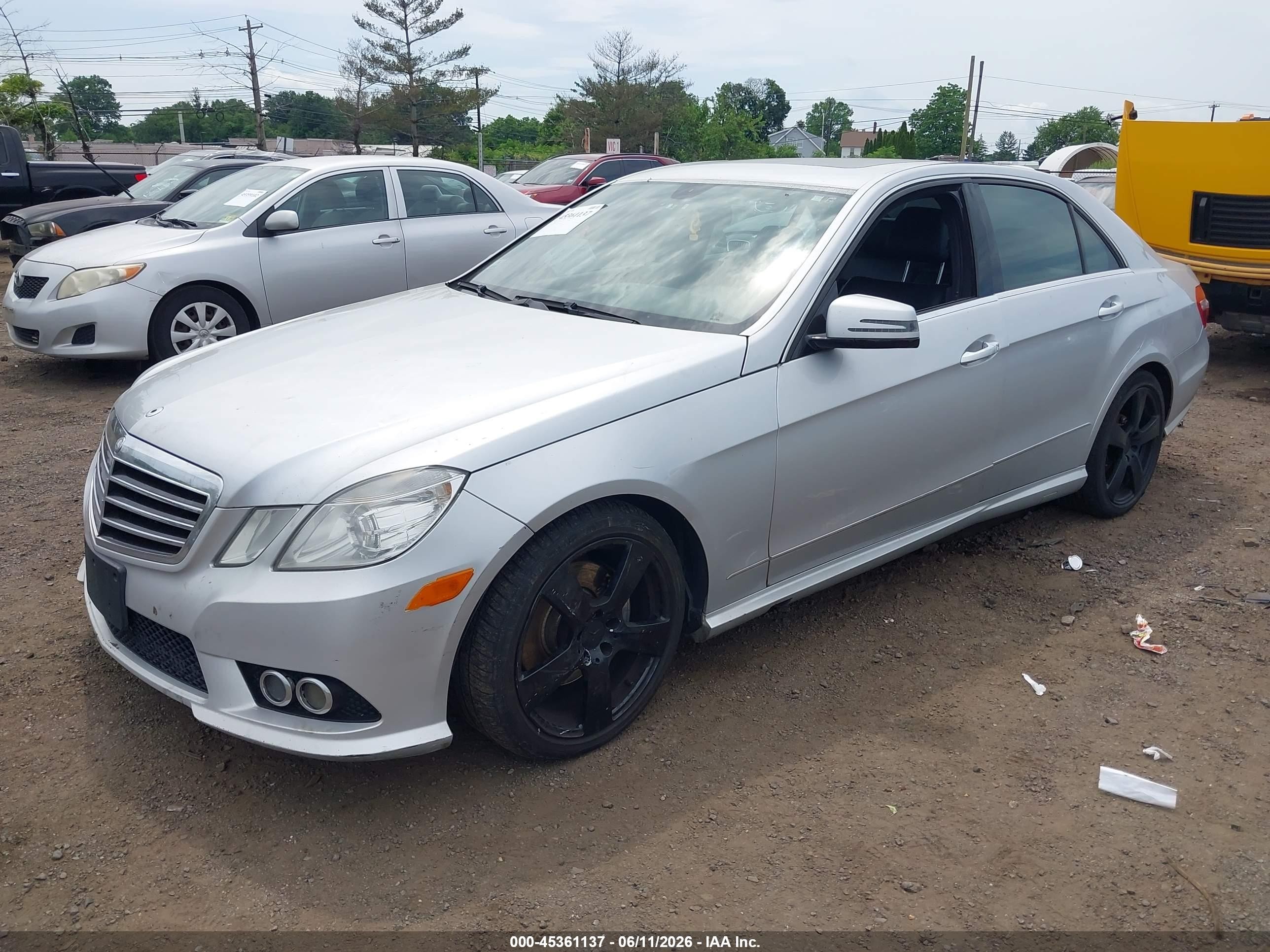 2010 Mercedes-benz E 350 4matic Silver vin: WDDHF8HB3AA210325