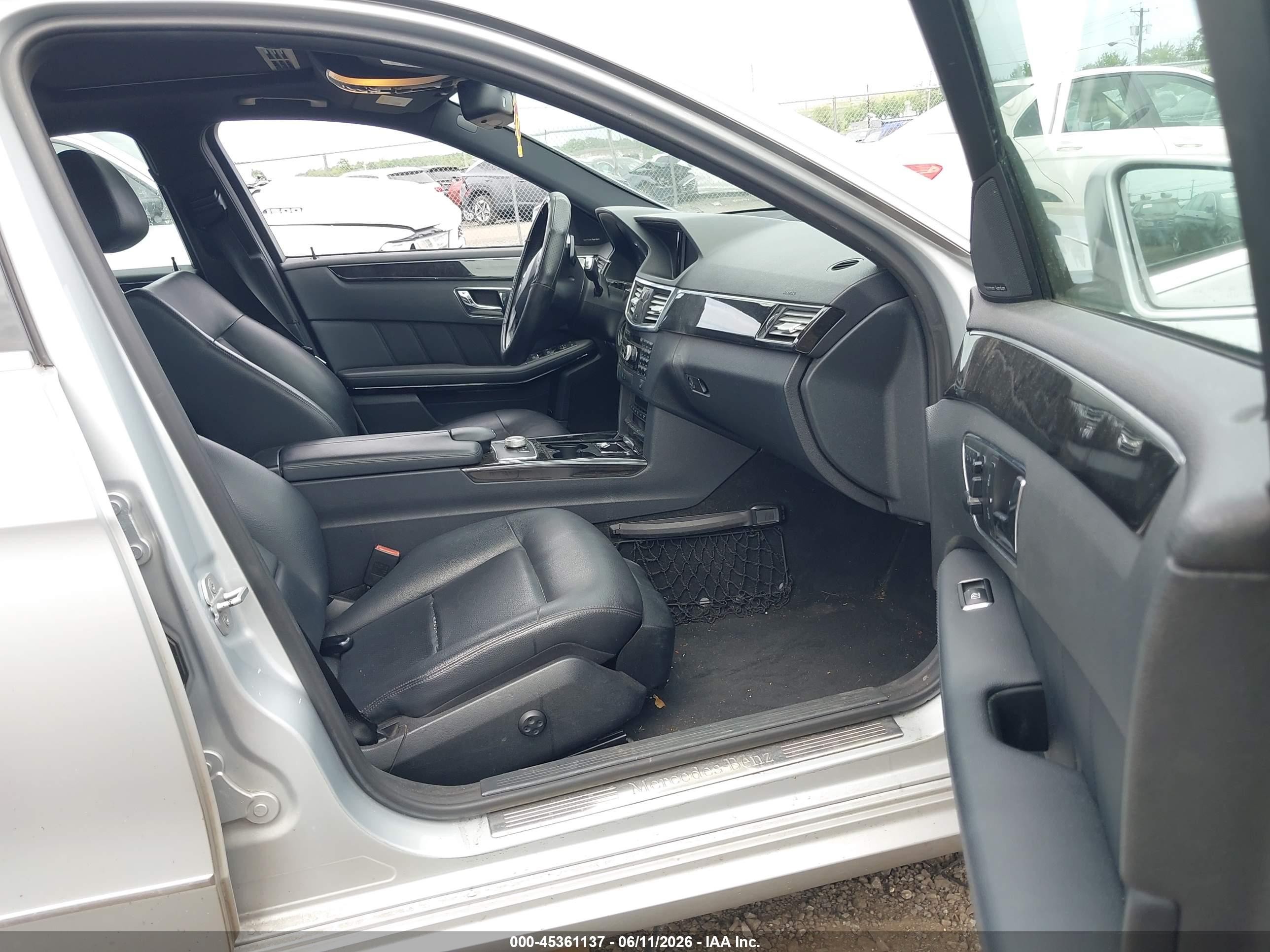 2010 Mercedes-benz E 350 4matic Silver vin: WDDHF8HB3AA210325
