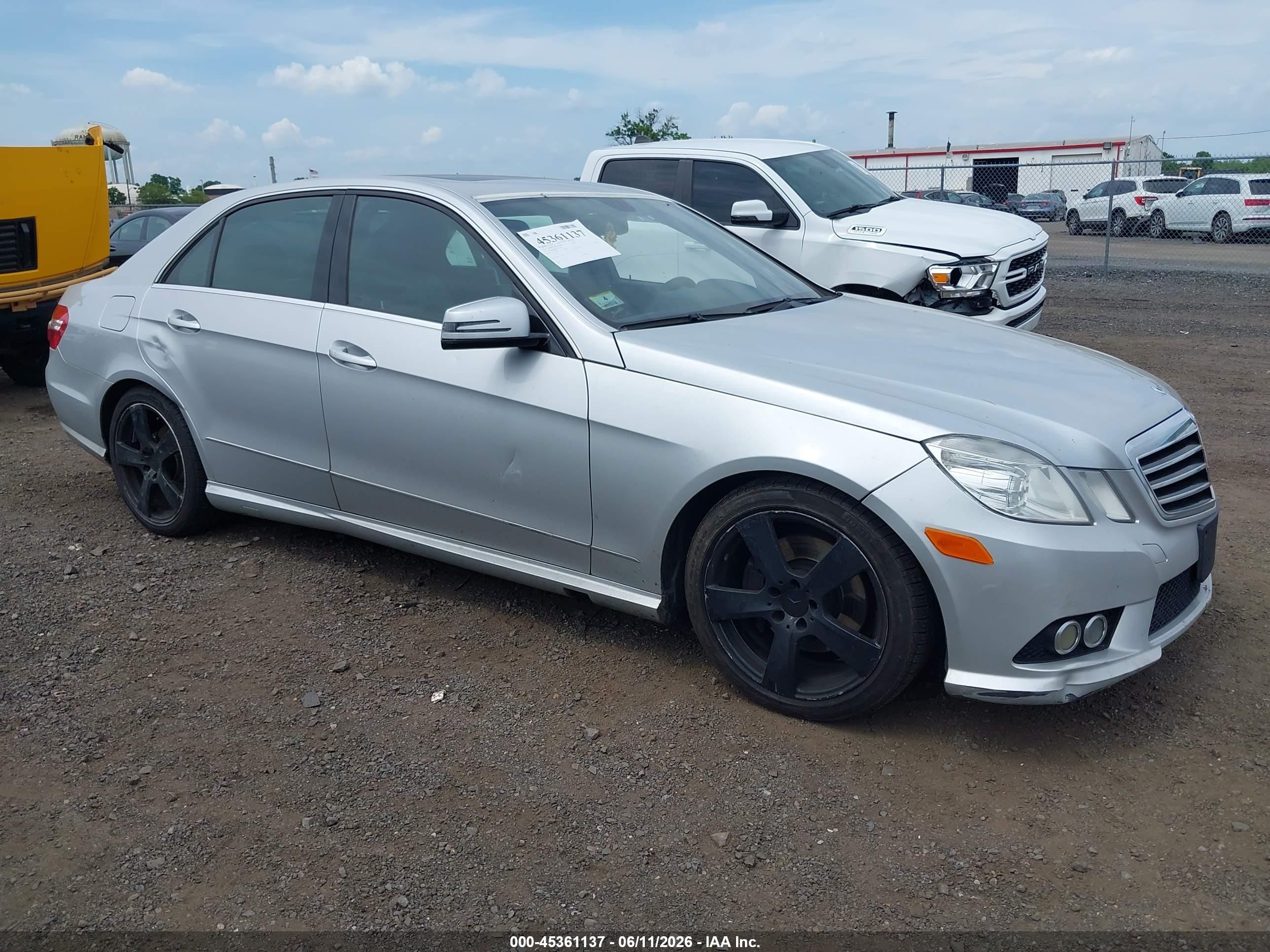 2010 Mercedes-benz E 350 4matic Silver vin: WDDHF8HB3AA210325