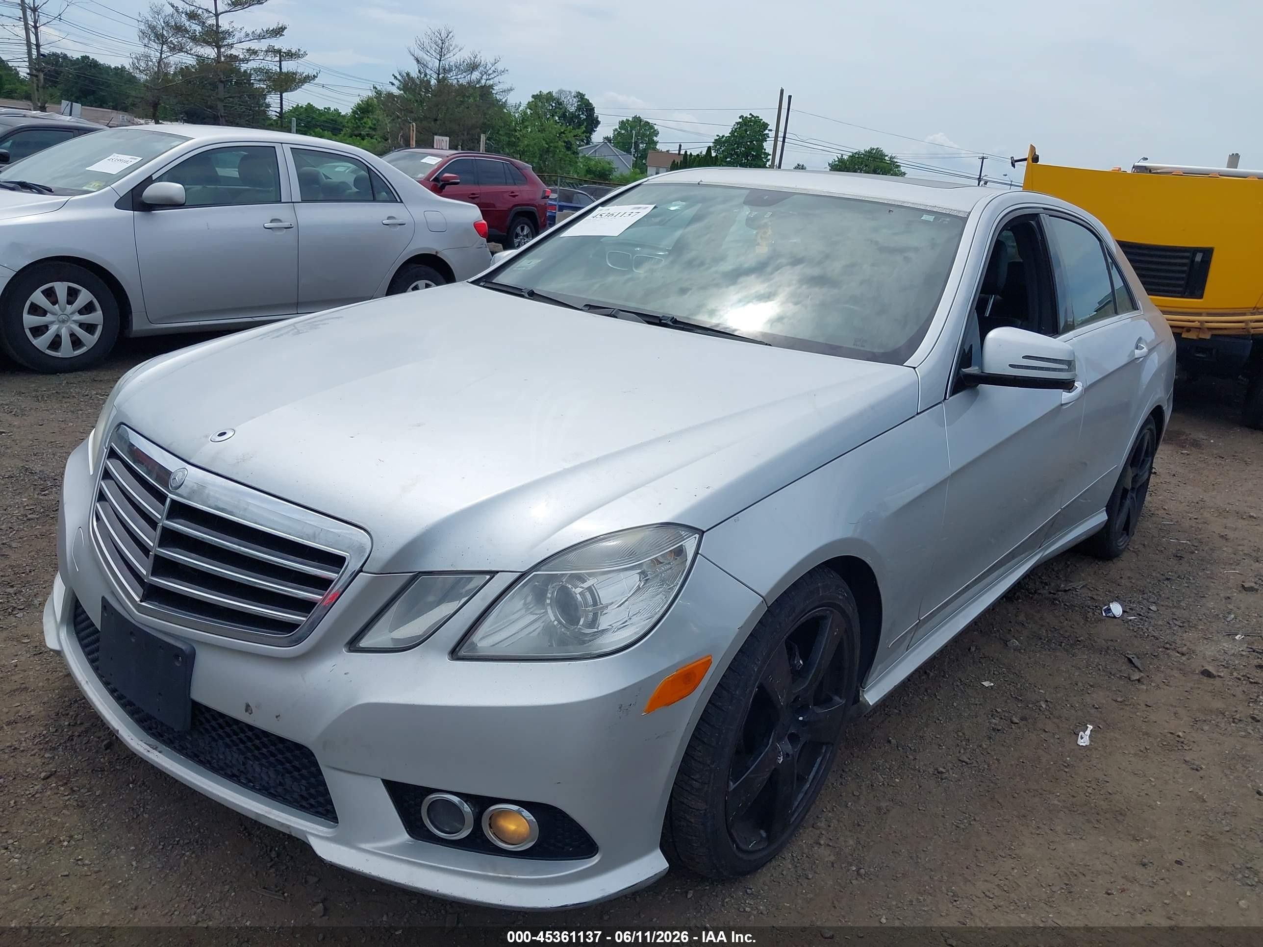2010 Mercedes-benz E 350 4matic Silver vin: WDDHF8HB3AA210325