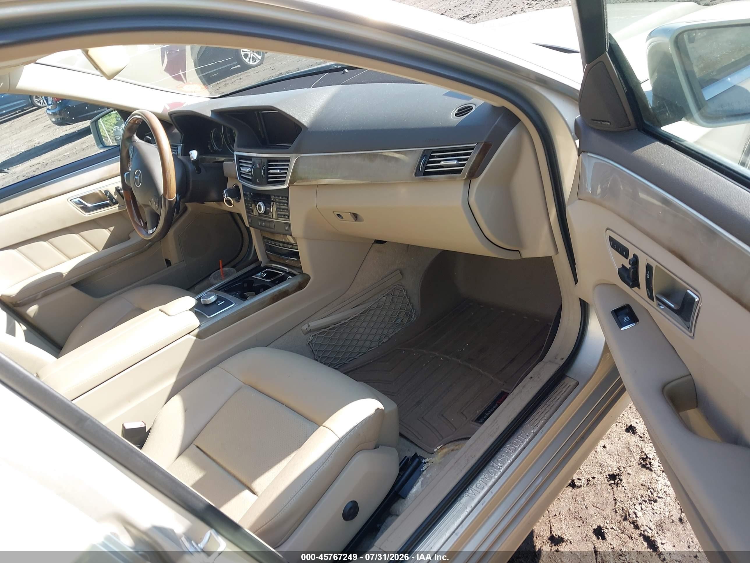2010 Mercedes-benz E 350 4matic Gold vin: WDDHF8HB3AA230235