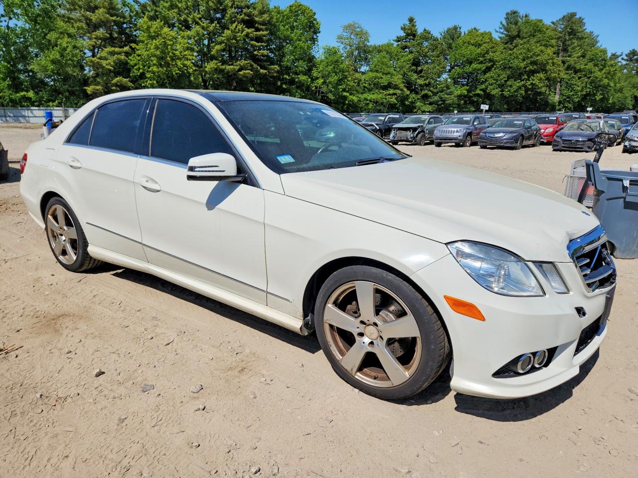 2010 Mercedes-benz E 350 4matic White vin: WDDHF8HB3AA251568