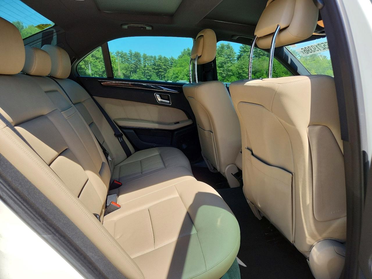 2010 Mercedes-benz E 350 4matic White vin: WDDHF8HB3AA251568