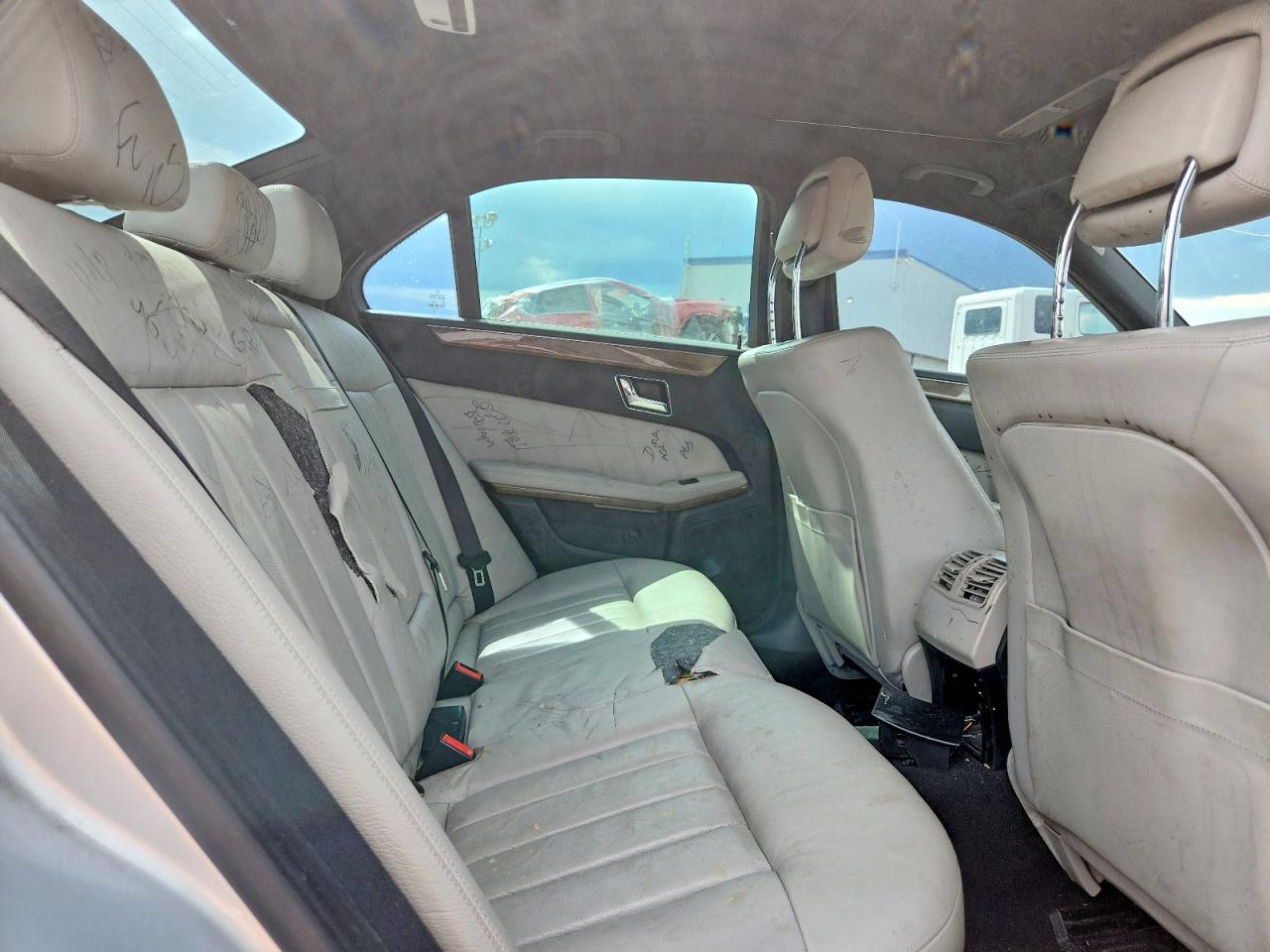2010 Mercedes-benz E 350 4matic Silver vin: WDDHF8HB3AA252056