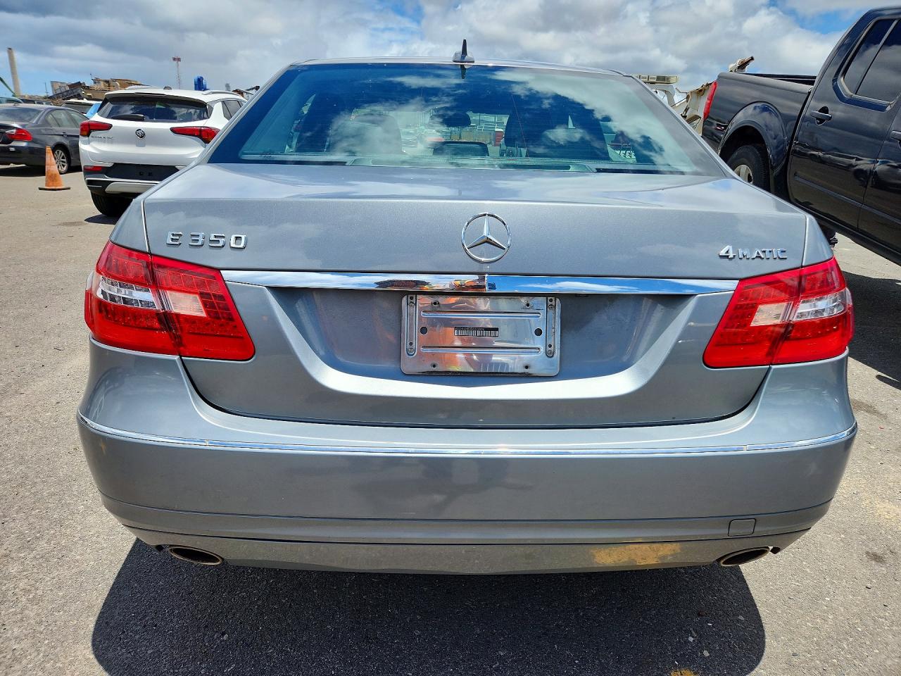 2011 Mercedes-benz E 350 4matic Silver vin: WDDHF8HB3BA304934