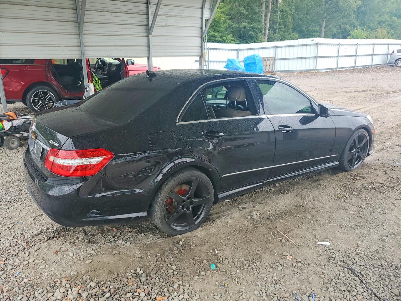 2011 Mercedes-benz E 350 4matic Черный vin: WDDHF8HB3BA375485