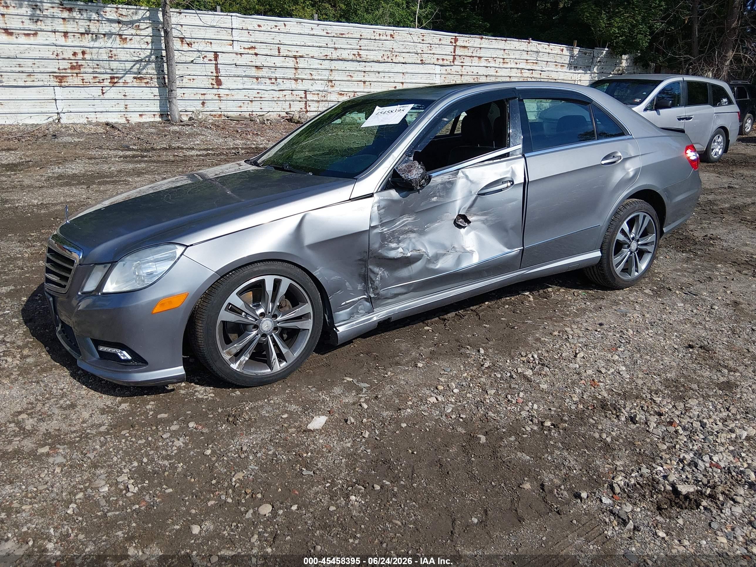 2011 Mercedes-benz E 350 4matic Gray vin: WDDHF8HB3BA428251