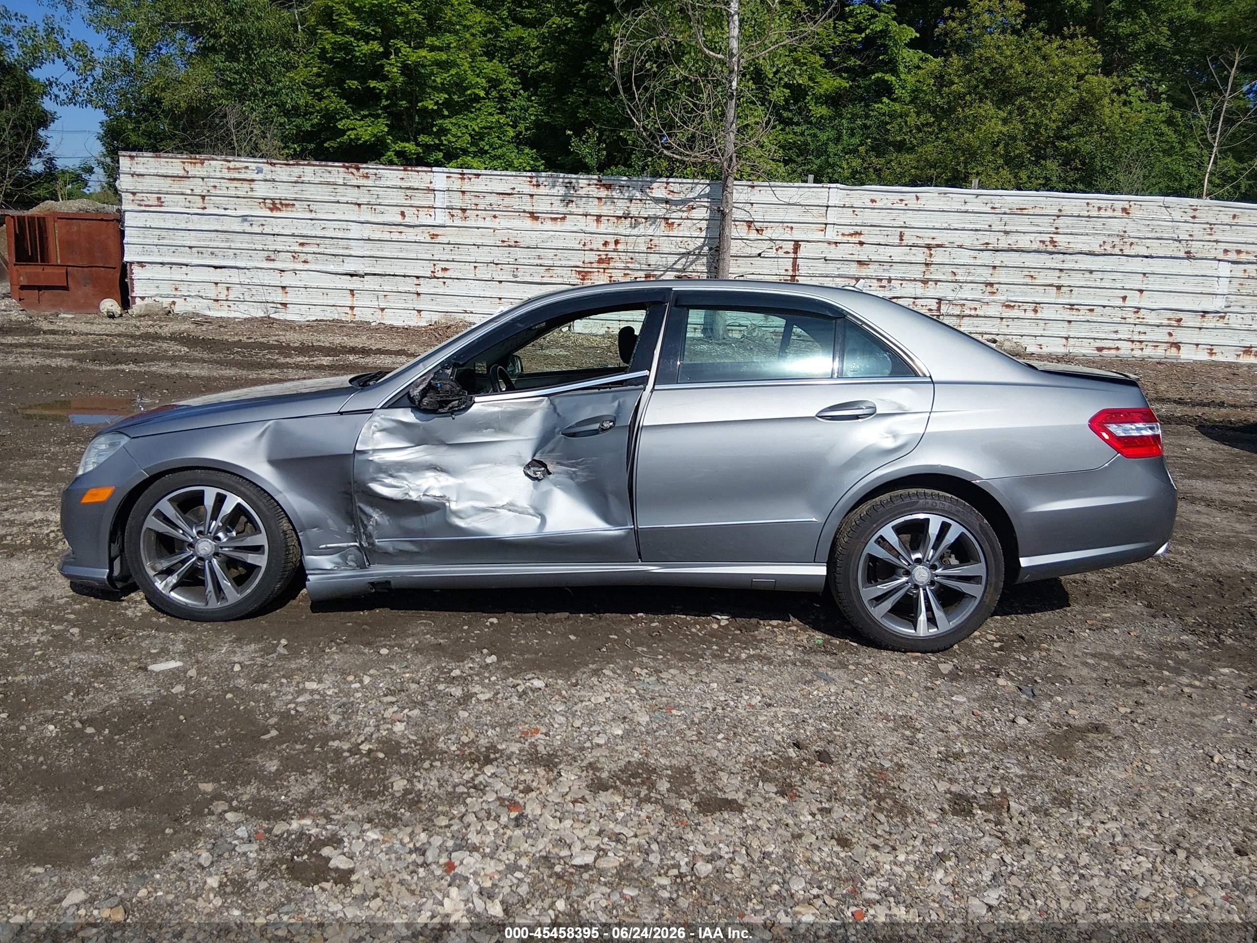 2011 Mercedes-benz E 350 4matic Gray vin: WDDHF8HB3BA428251