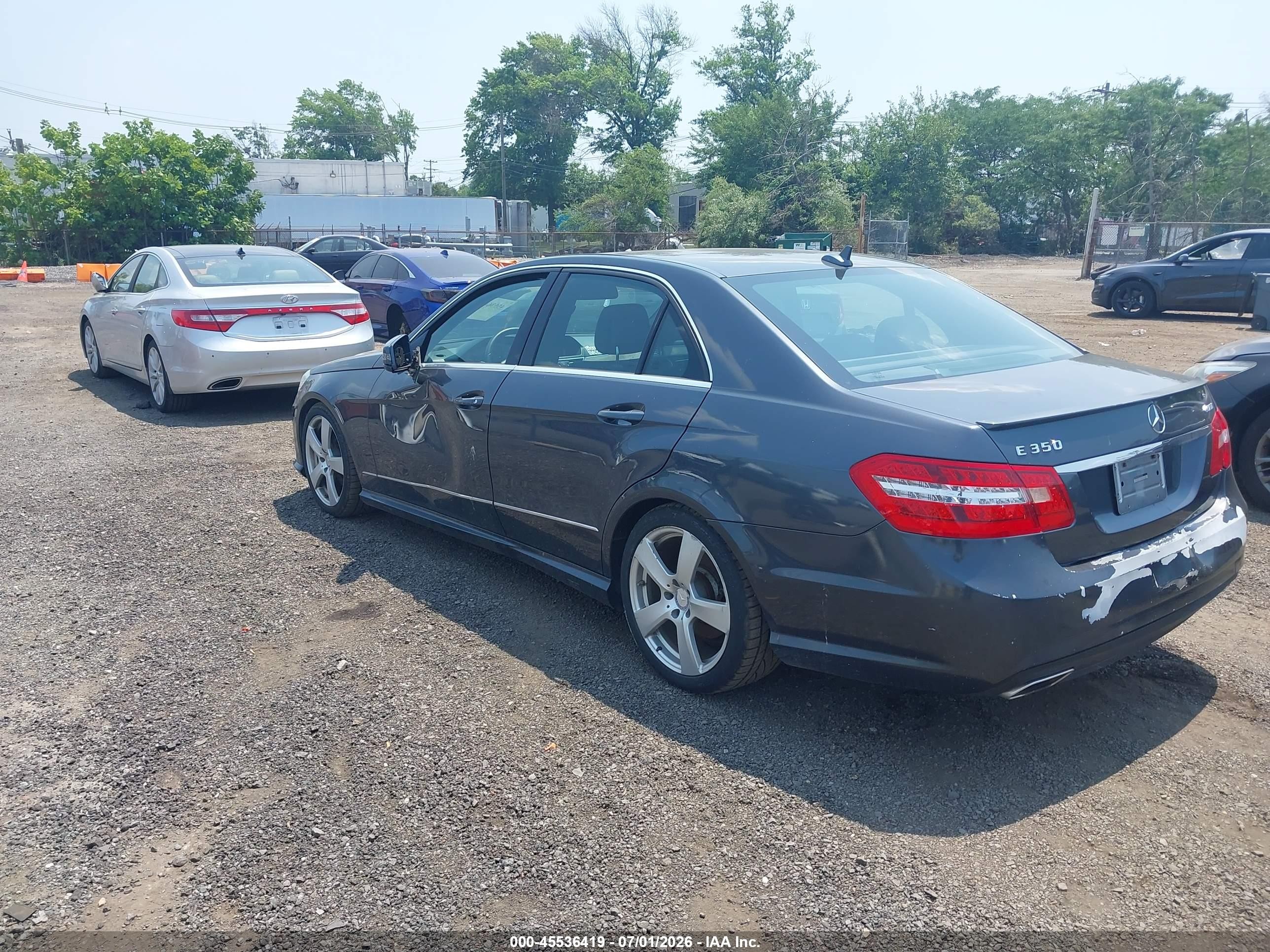2011 Mercedes-benz E 350 4matic Gray vin: WDDHF8HB3BA447639