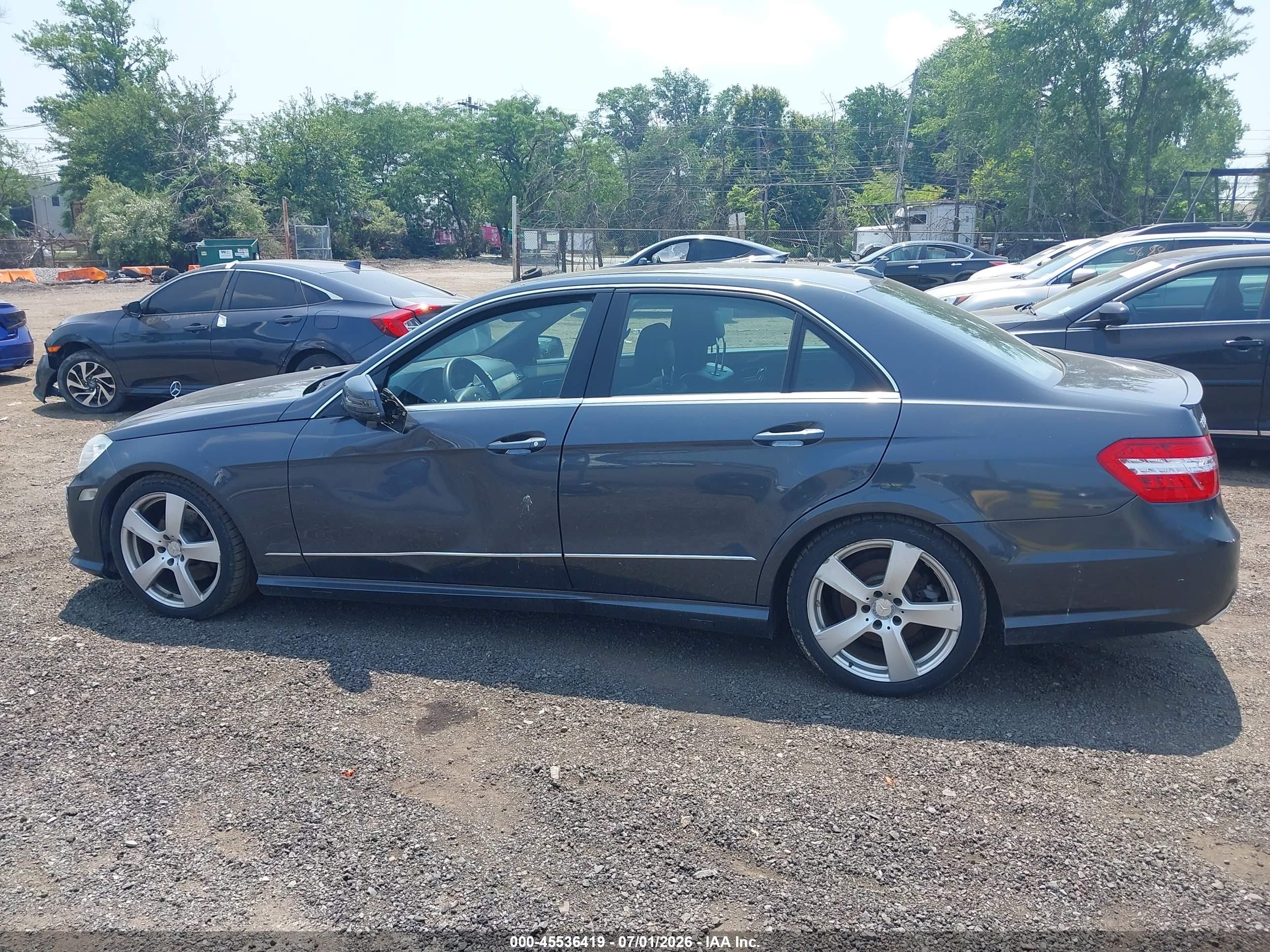2011 Mercedes-benz E 350 4matic Gray vin: WDDHF8HB3BA447639