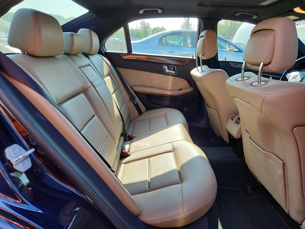 2011 Mercedes-benz E 350 4matic Blue vin: WDDHF8HB3BA484223