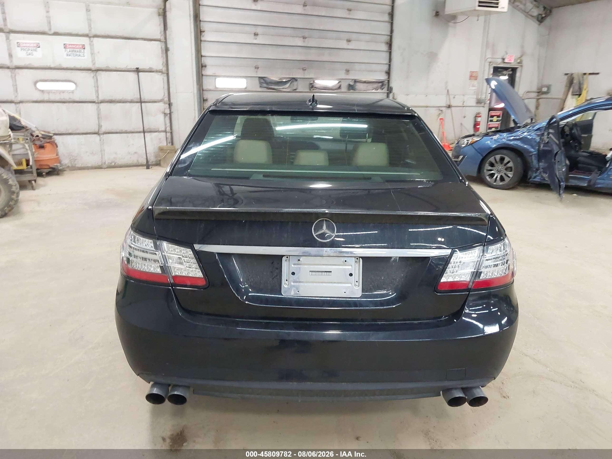 2010 Mercedes-benz E 350 4matic Black vin: WDDHF8HB4AA057177