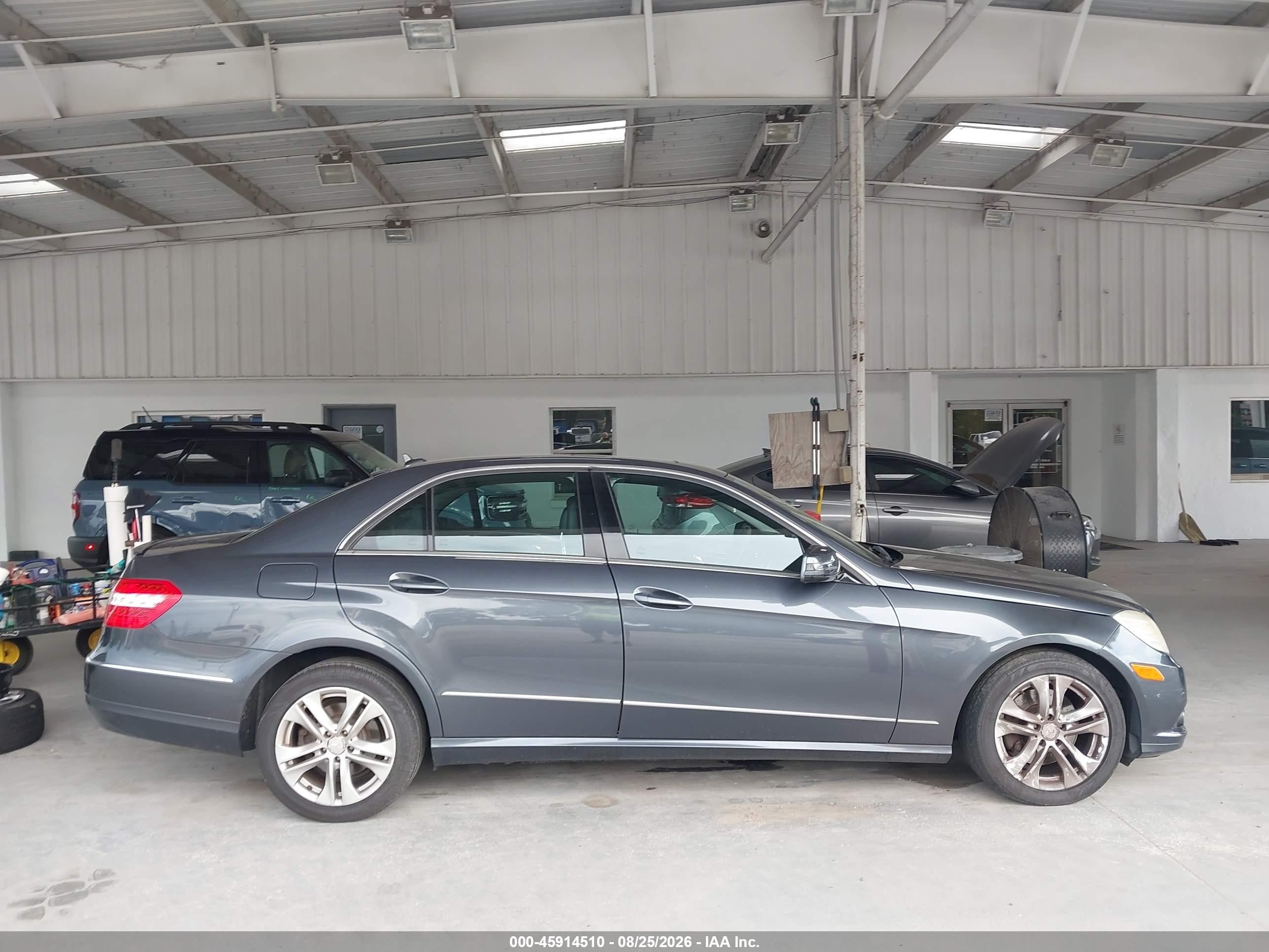 2010 Mercedes-benz E 350 4matic Gray vin: WDDHF8HB4AA074996