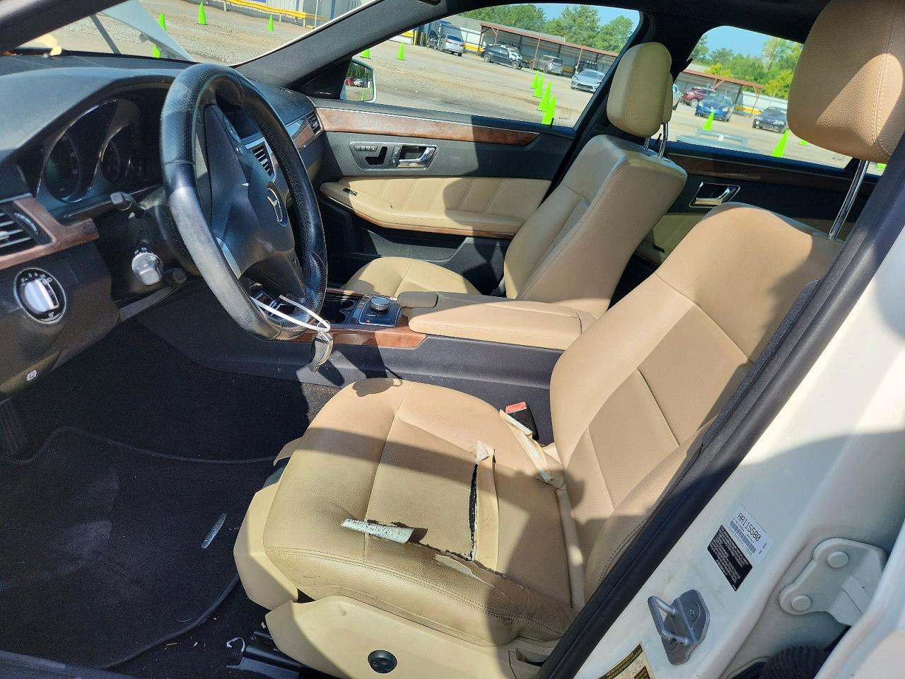 2010 Mercedes-benz E 350 4matic White vin: WDDHF8HB4AA115580