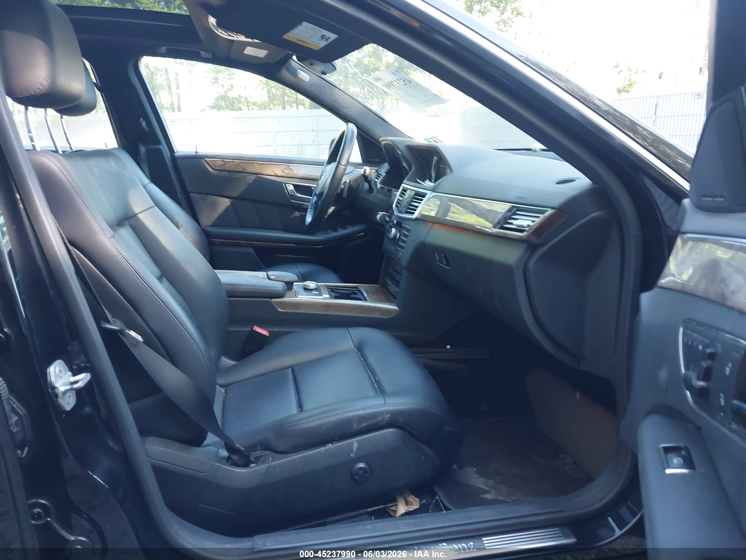 2010 Mercedes-benz E 350 4matic Черный vin: WDDHF8HB4AA144111