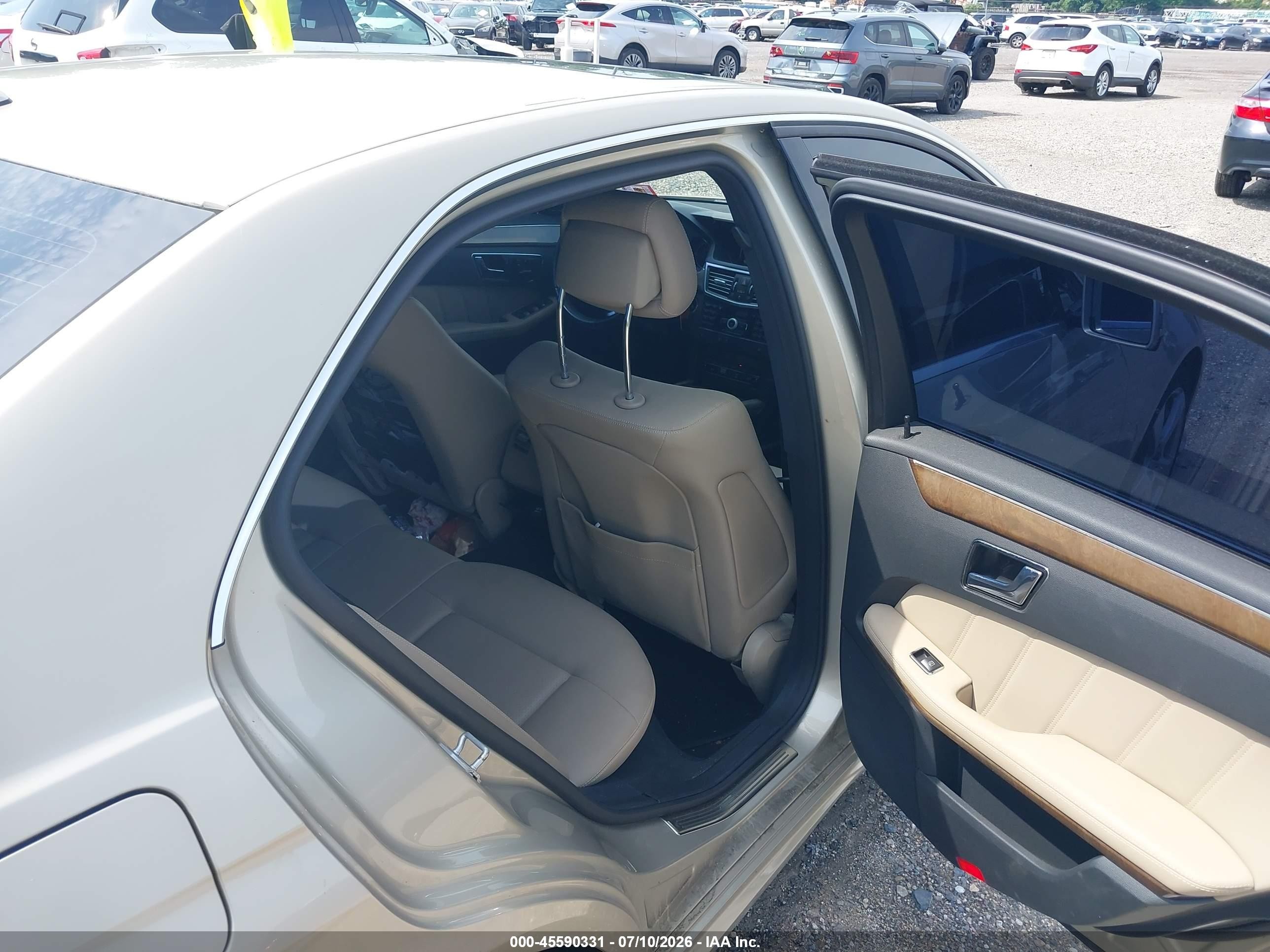 2010 Mercedes-benz E 350 4matic Бежевый vin: WDDHF8HB4AA149518