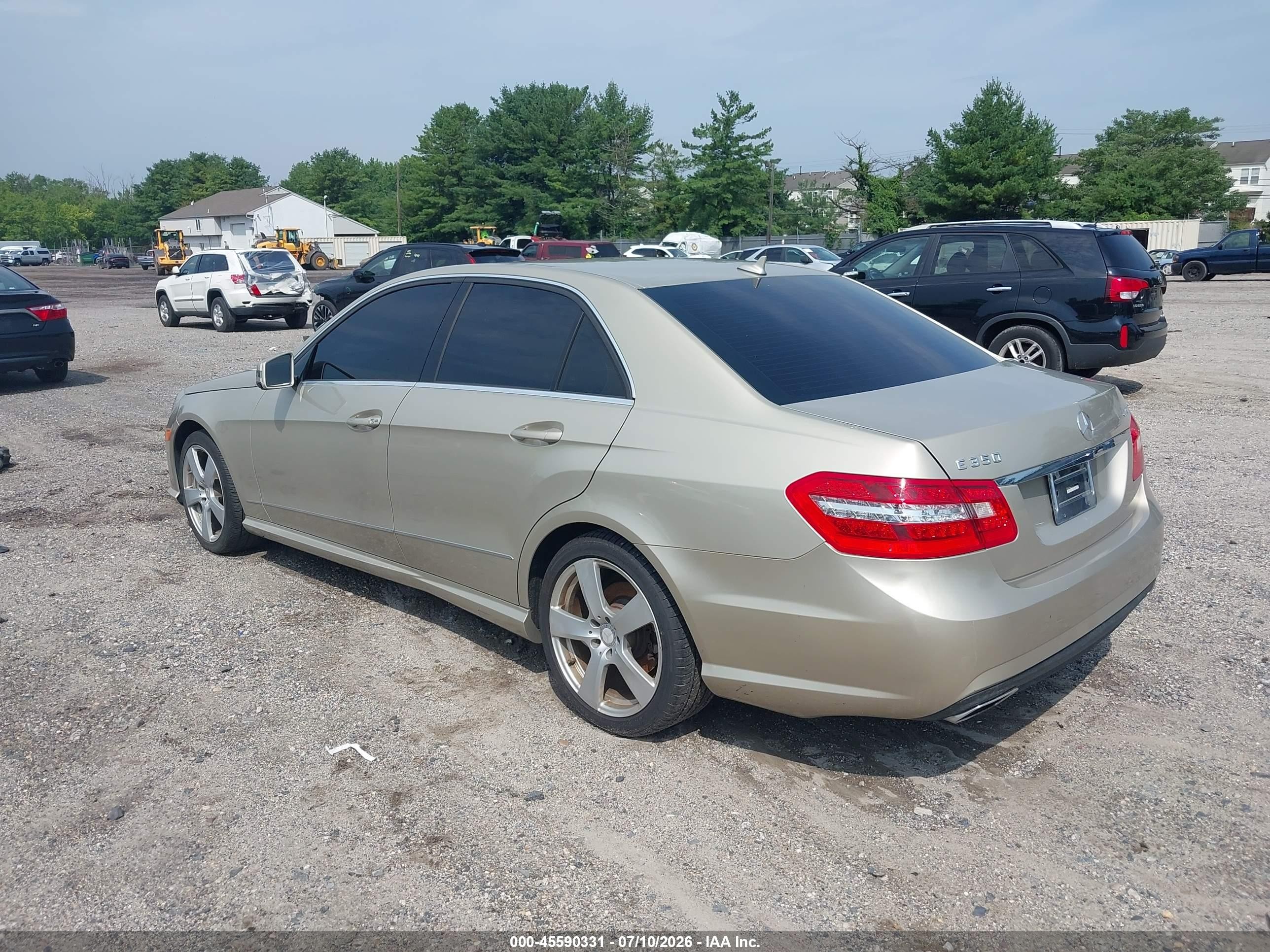 2010 Mercedes-benz E 350 4matic Бежевый vin: WDDHF8HB4AA149518