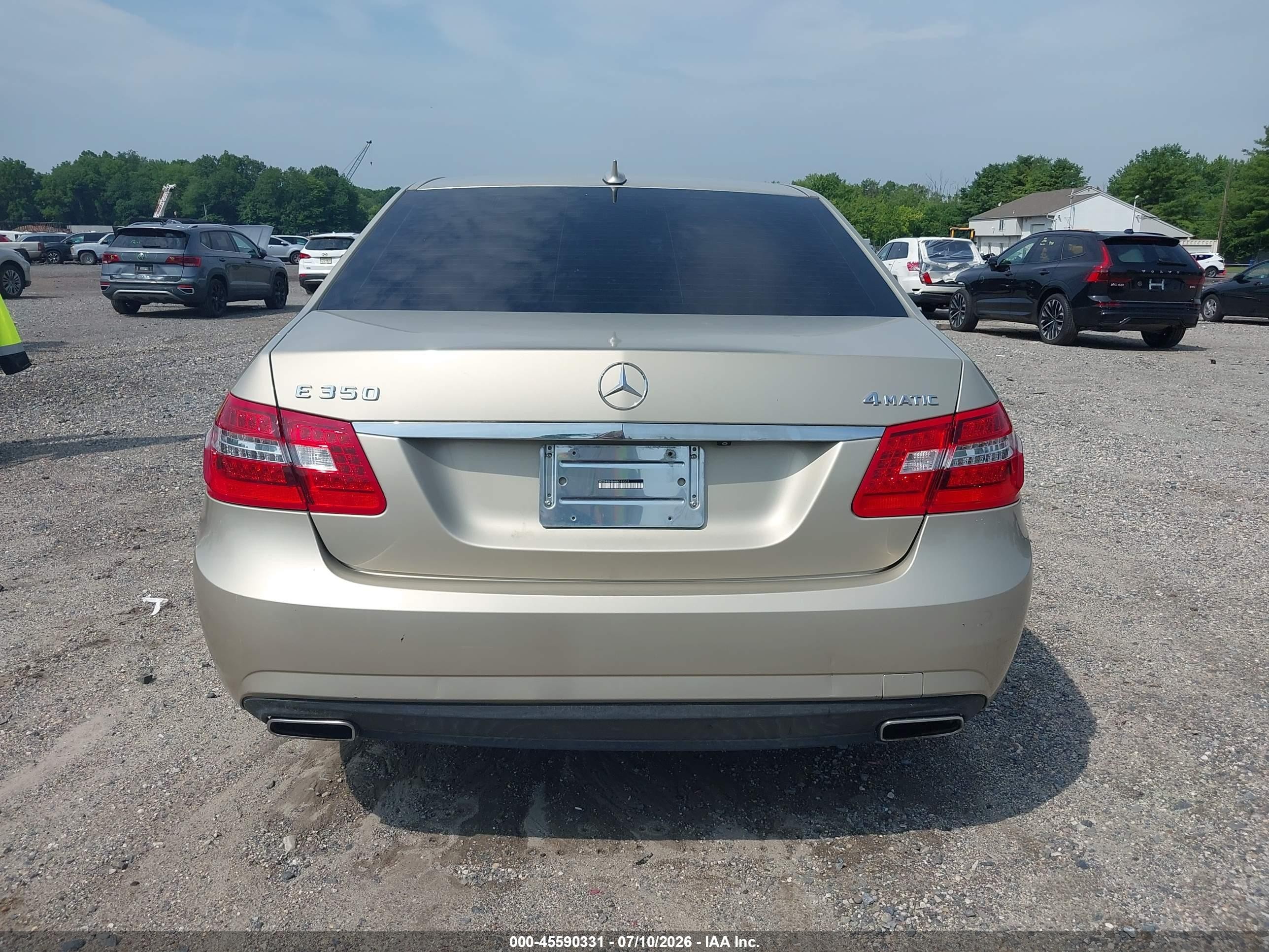 2010 Mercedes-benz E 350 4matic Бежевый vin: WDDHF8HB4AA149518