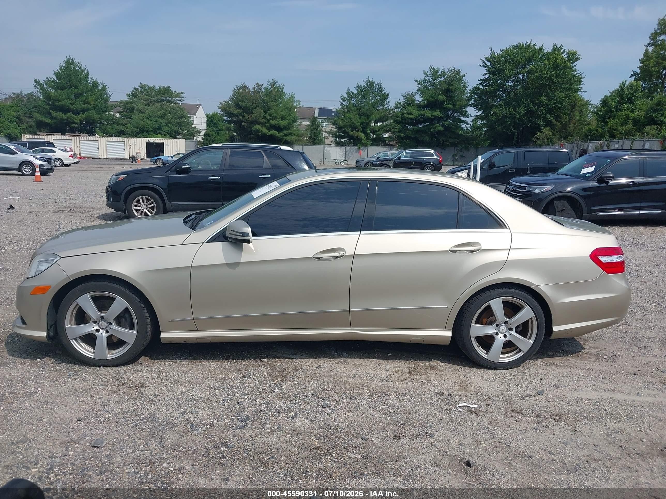 2010 Mercedes-benz E 350 4matic Бежевый vin: WDDHF8HB4AA149518