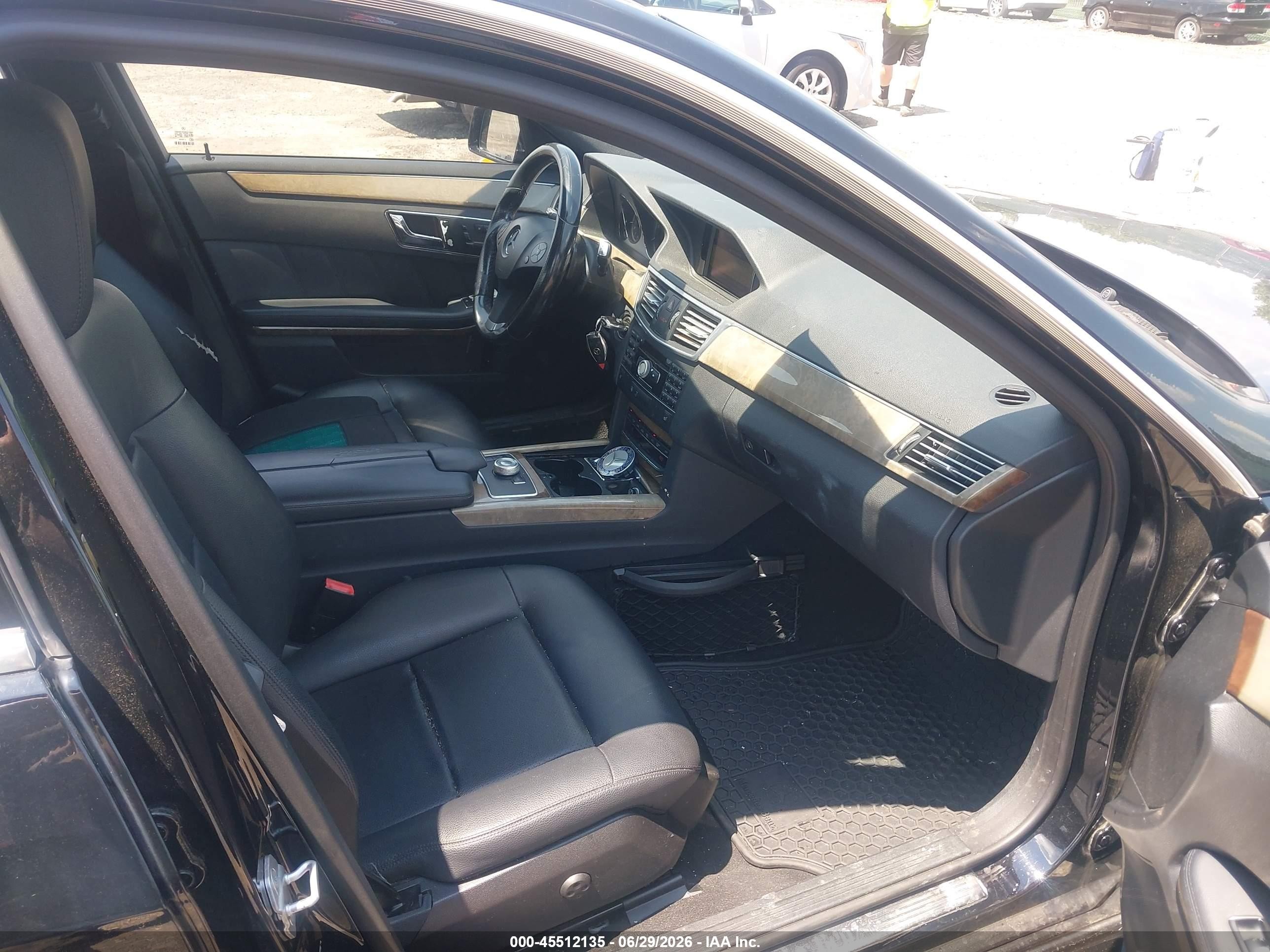 2011 Mercedes-benz E 350 4matic Black vin: WDDHF8HB4BA413192