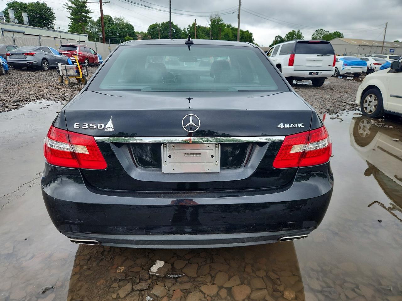 2011 Mercedes-benz E 350 4matic Black vin: WDDHF8HB4BA429554