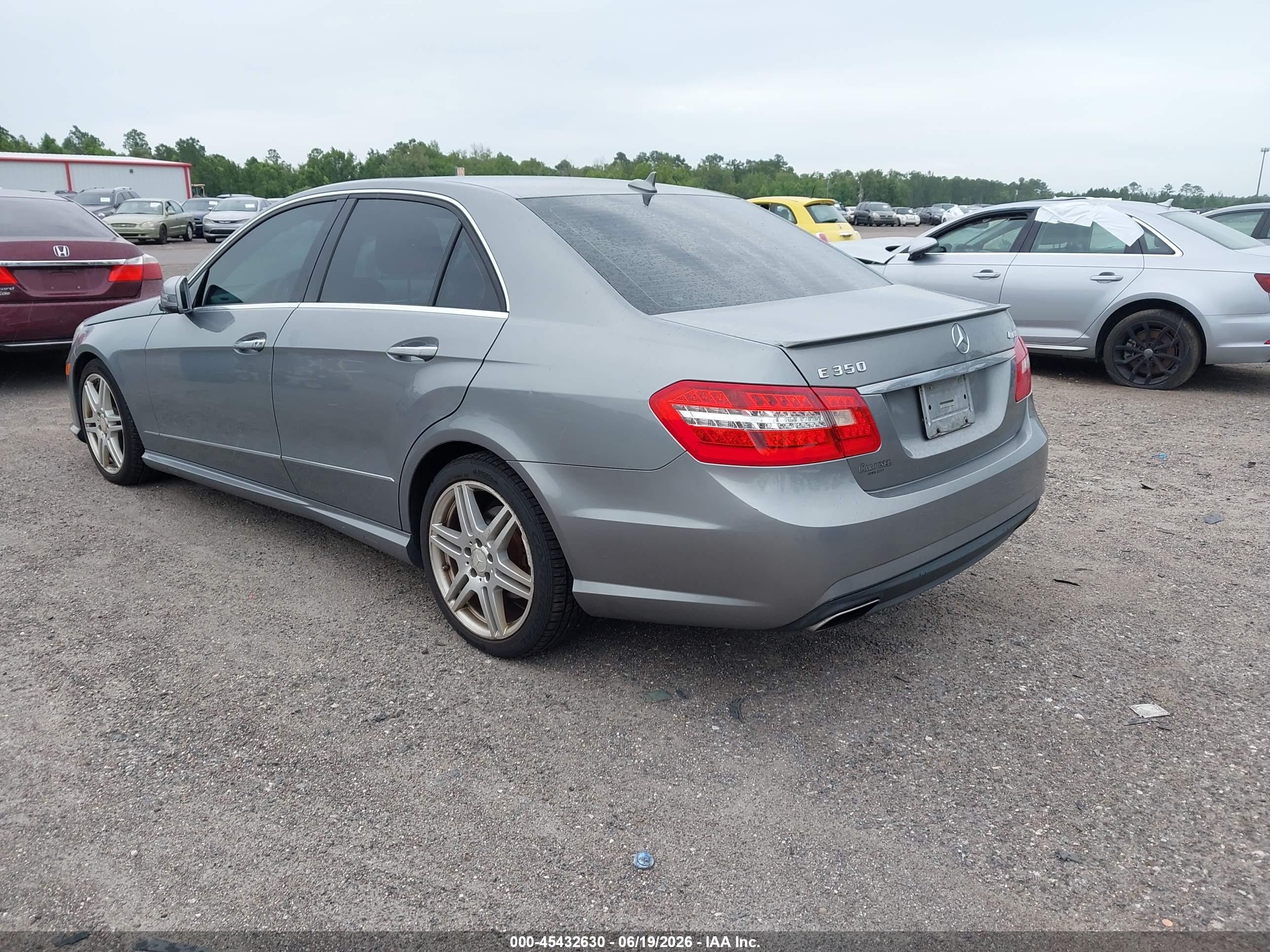 2010 Mercedes-benz E 350 4matic Silver vin: WDDHF8HB5AA062274