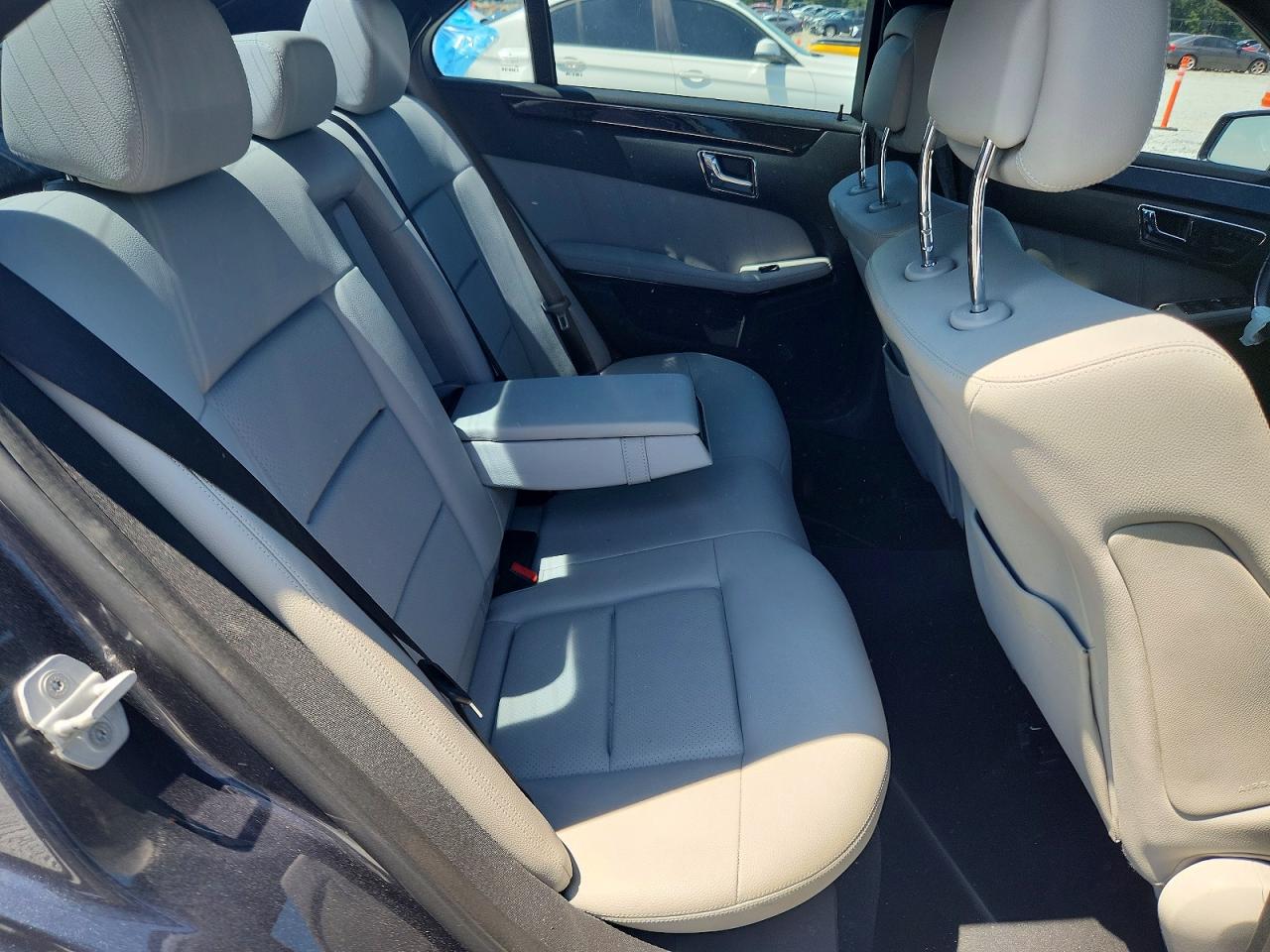 2010 Mercedes-benz E 350 4matic Gray vin: WDDHF8HB5AA082363
