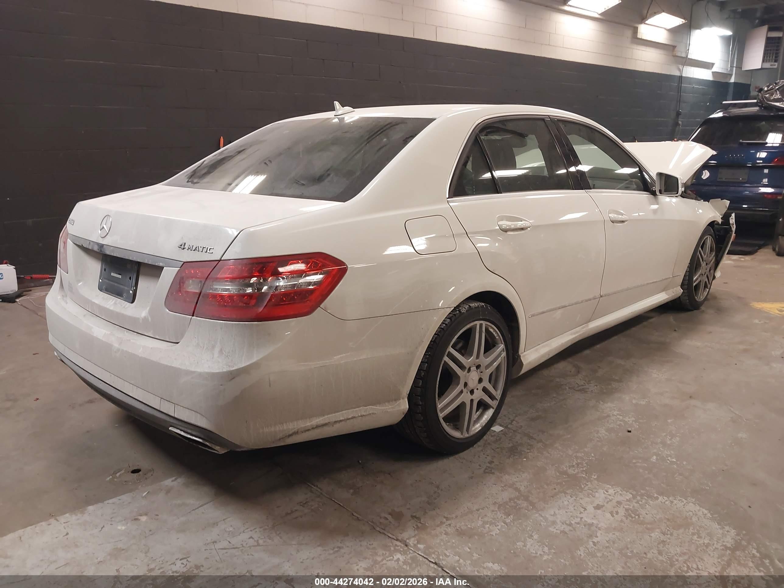 2010 Mercedes-benz E 350 4matic White vin: WDDHF8HB5AA118777
