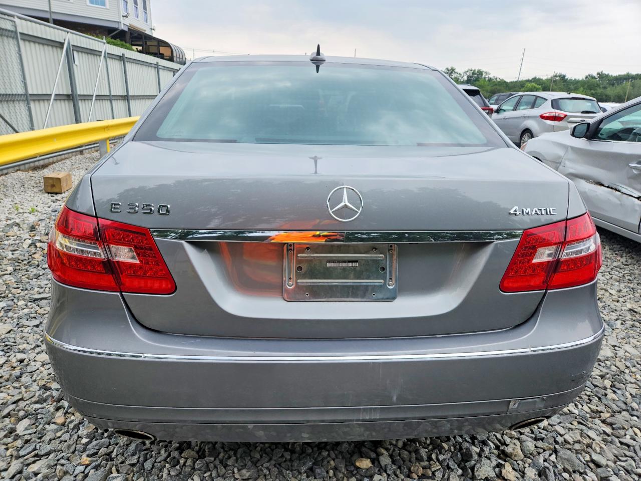 2011 Mercedes-benz E 350 4matic Gray vin: WDDHF8HB5BA365136