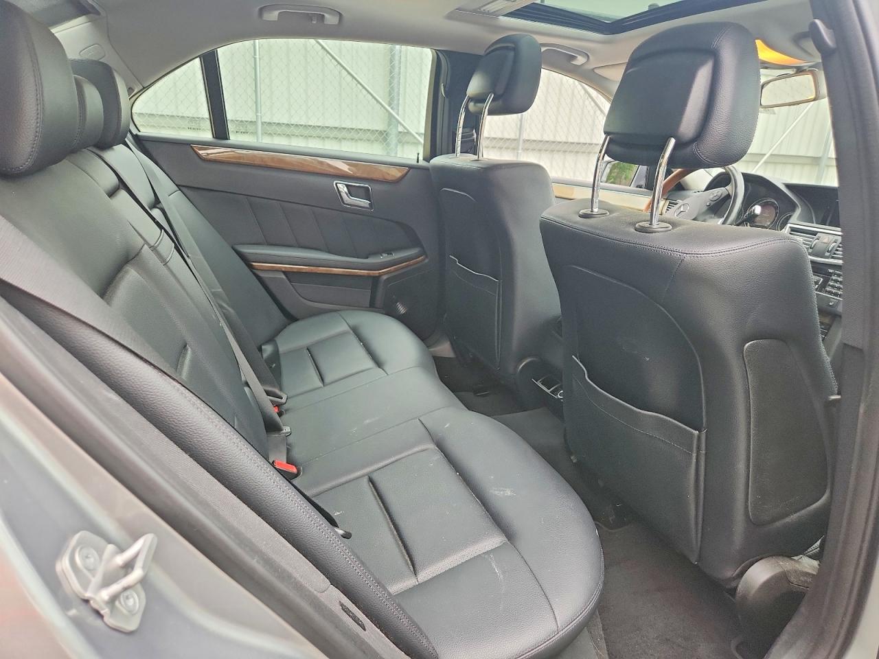 2011 Mercedes-benz E 350 4matic Gray vin: WDDHF8HB5BA365136