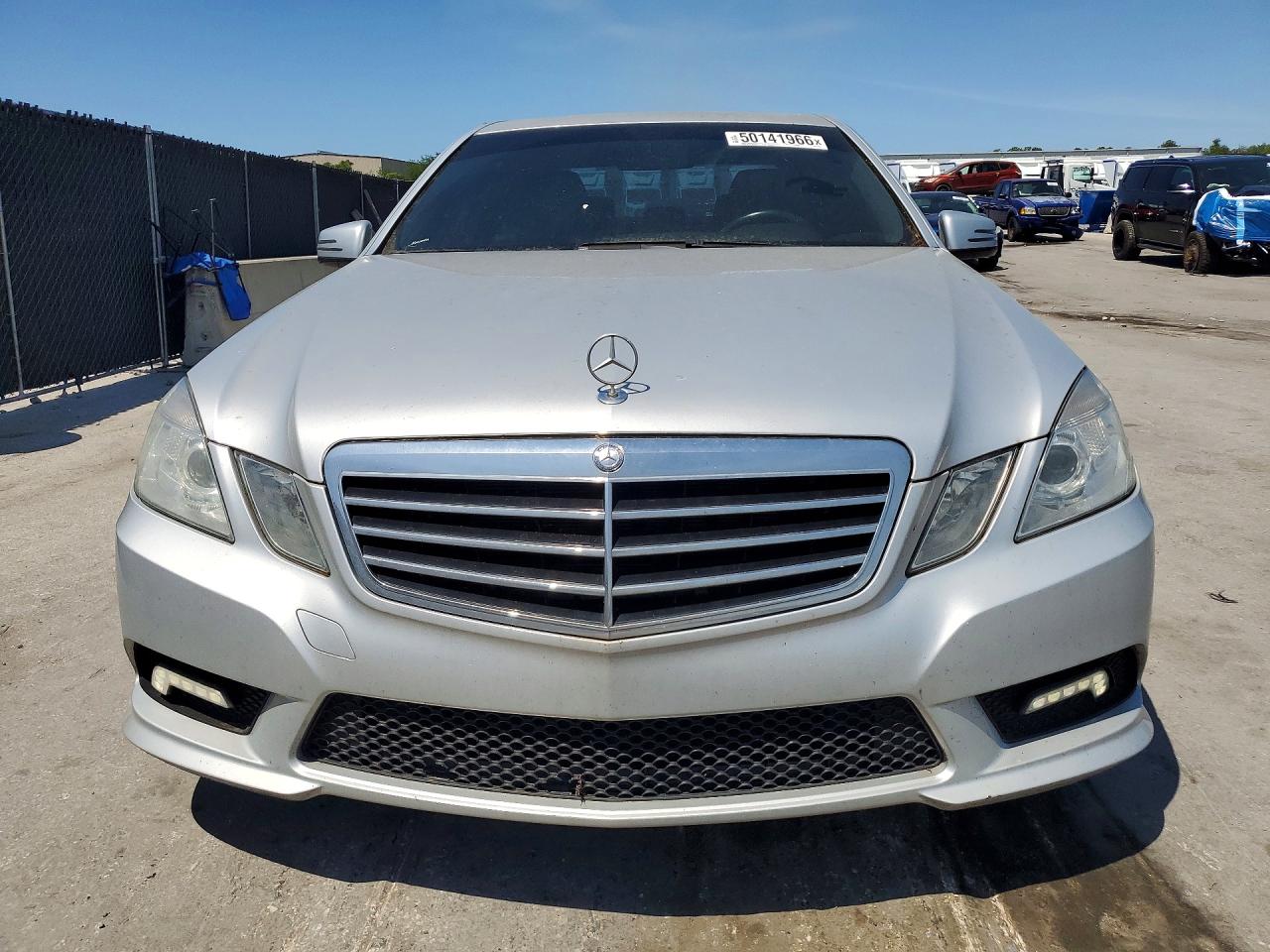 2011 Mercedes-benz E-class E350 4-matic Silver vin: WDDHF8HB5BA466256