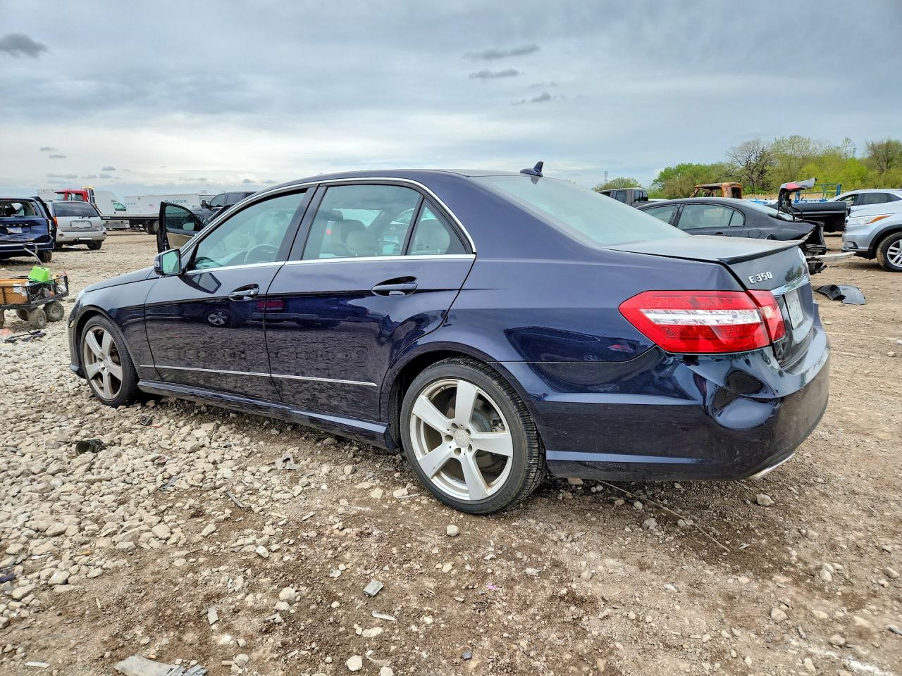 2011 Mercedes-benz E 350 4matic Blue vin: WDDHF8HB5BA486569