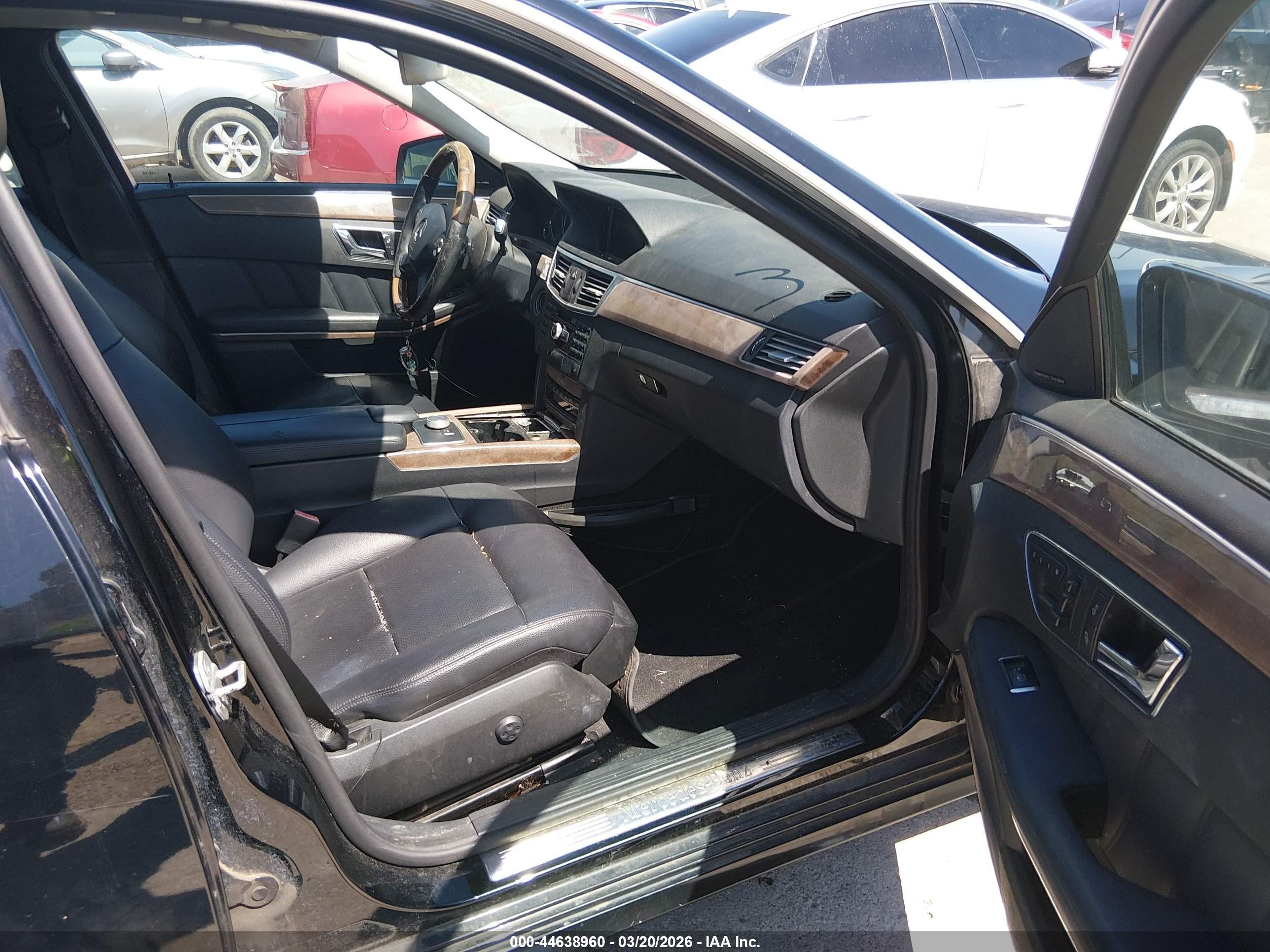 2011 Mercedes-benz E 350 4matic Черный vin: WDDHF8HB5BA490900