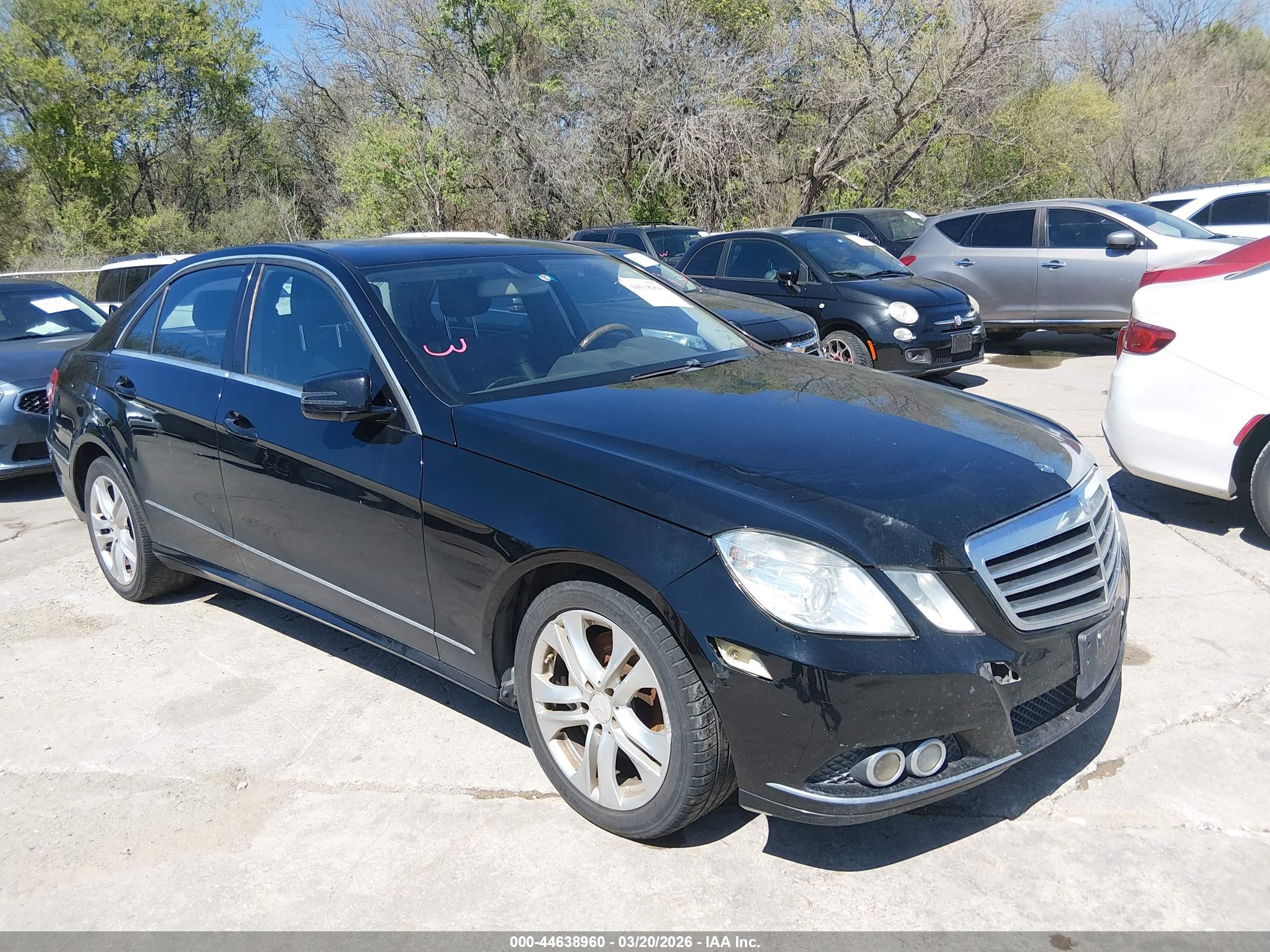 2011 Mercedes-benz E 350 4matic Черный vin: WDDHF8HB5BA490900