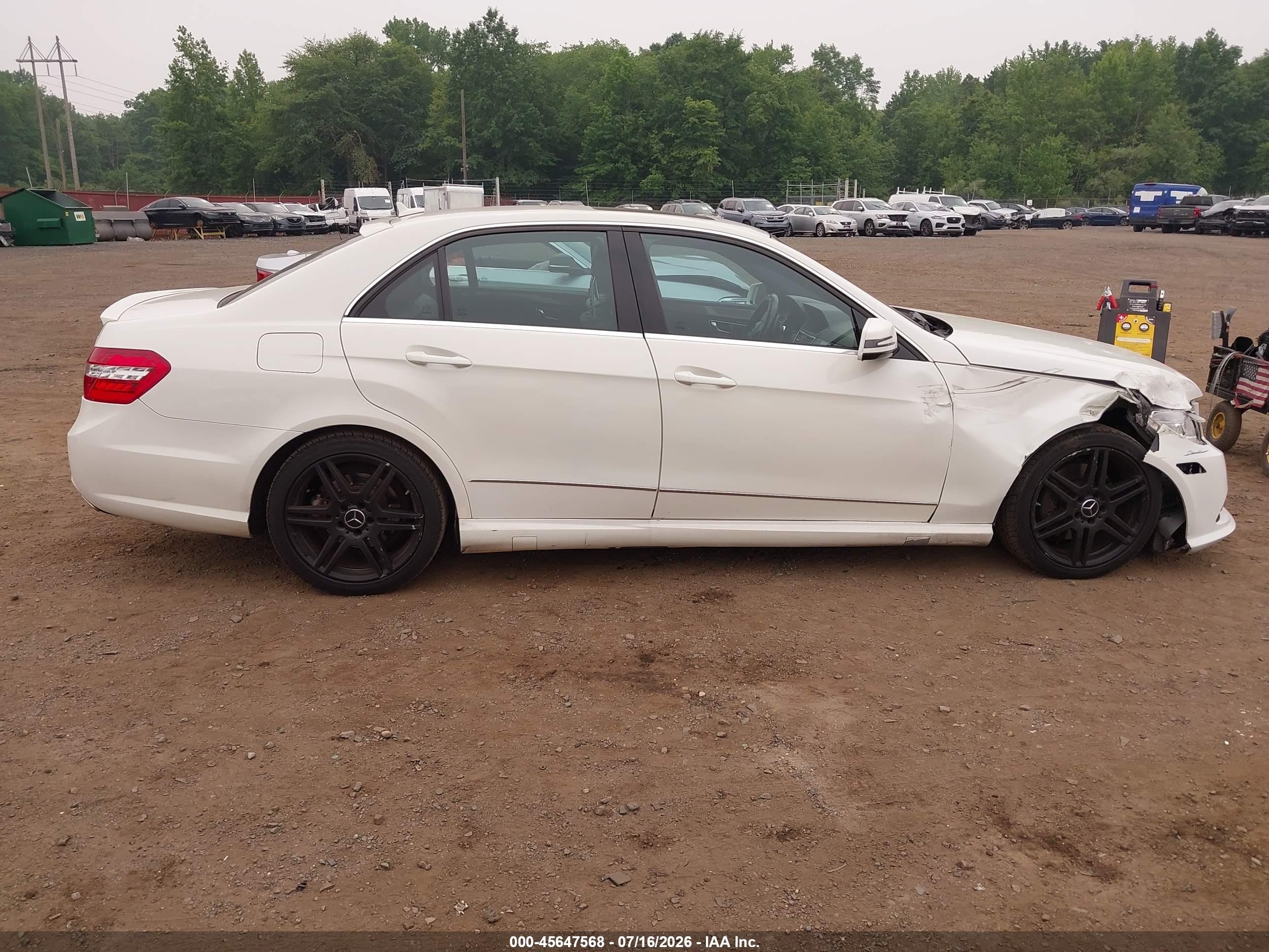 2010 Mercedes-benz E 350 4matic White vin: WDDHF8HB6AA056824