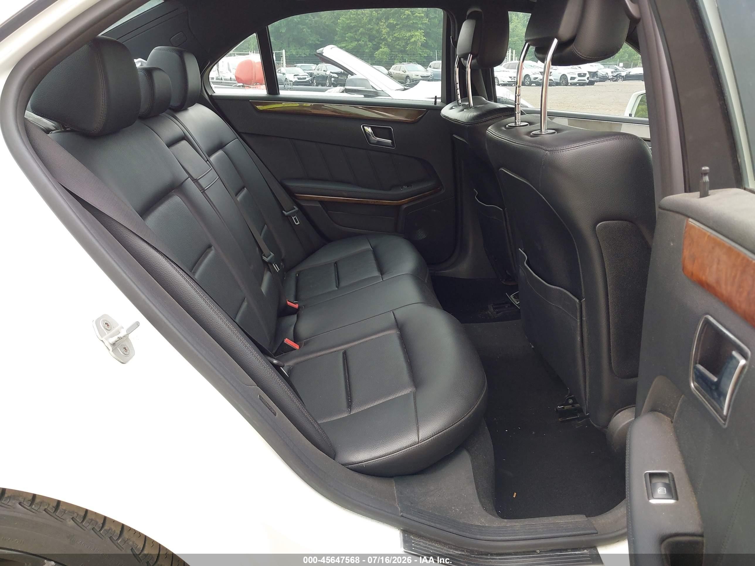 2010 Mercedes-benz E 350 4matic White vin: WDDHF8HB6AA056824