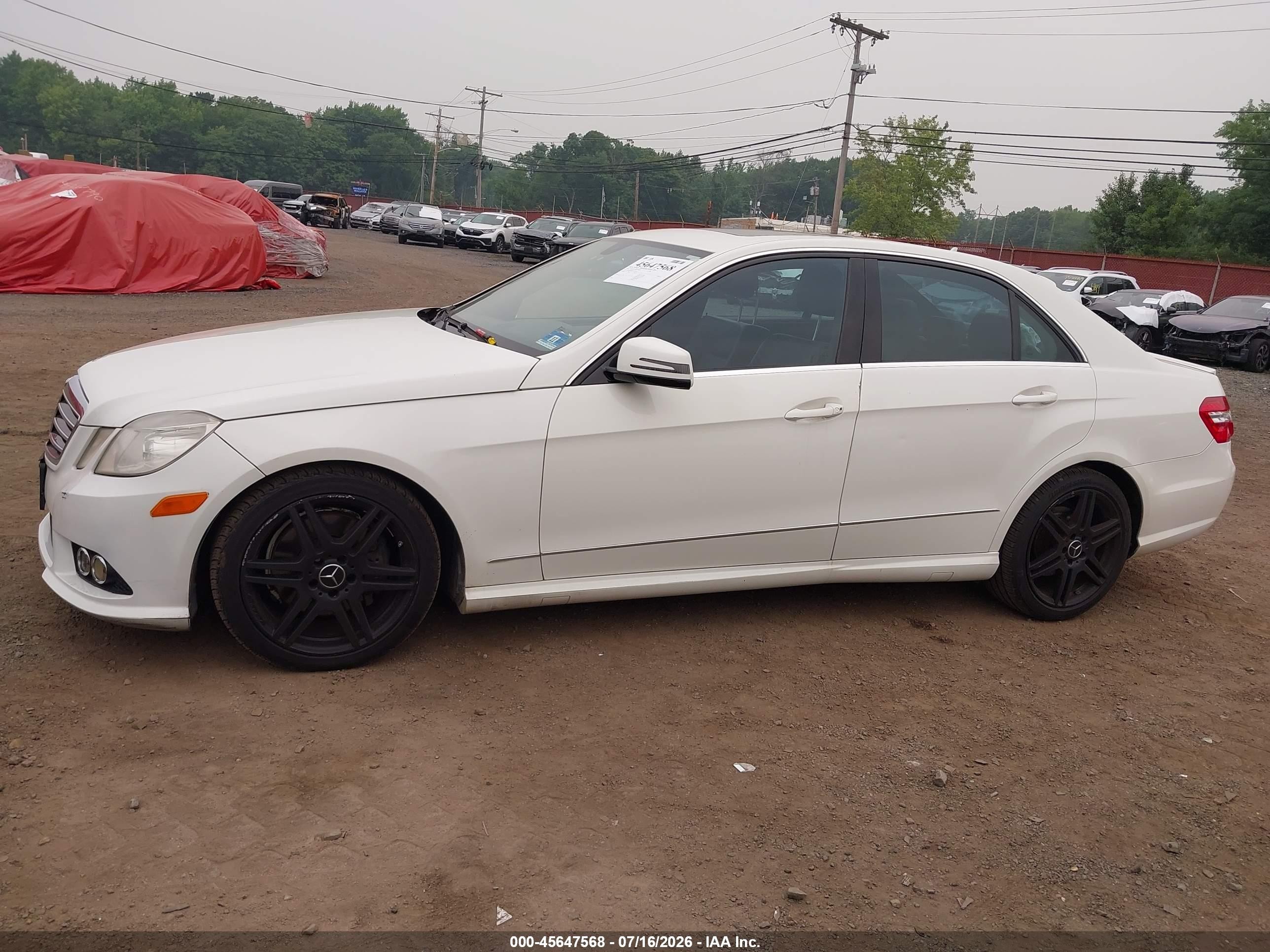 2010 Mercedes-benz E 350 4matic White vin: WDDHF8HB6AA056824