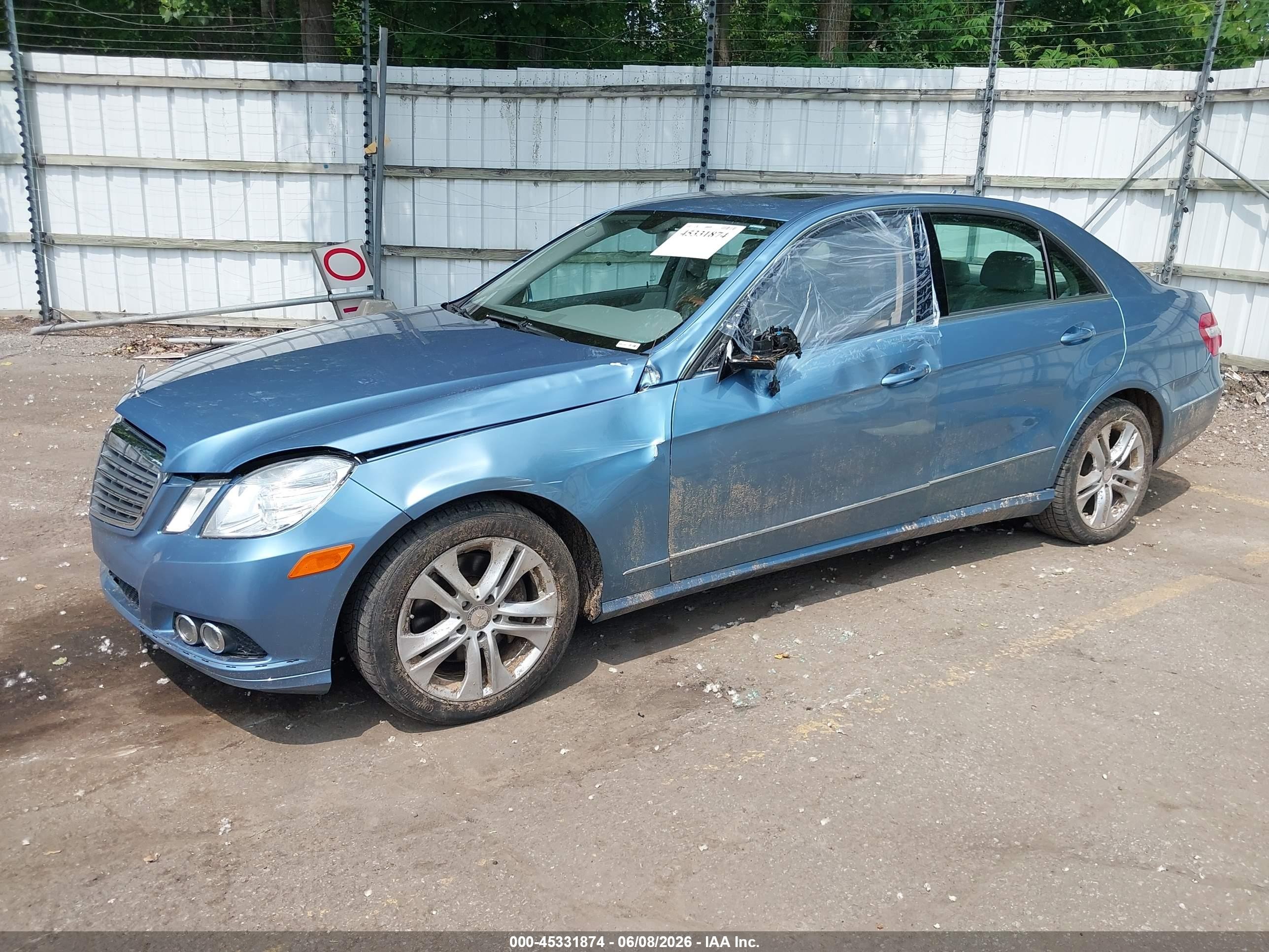 2010 Mercedes-benz E 350 4matic Light Blue vin: WDDHF8HB6AA098457
