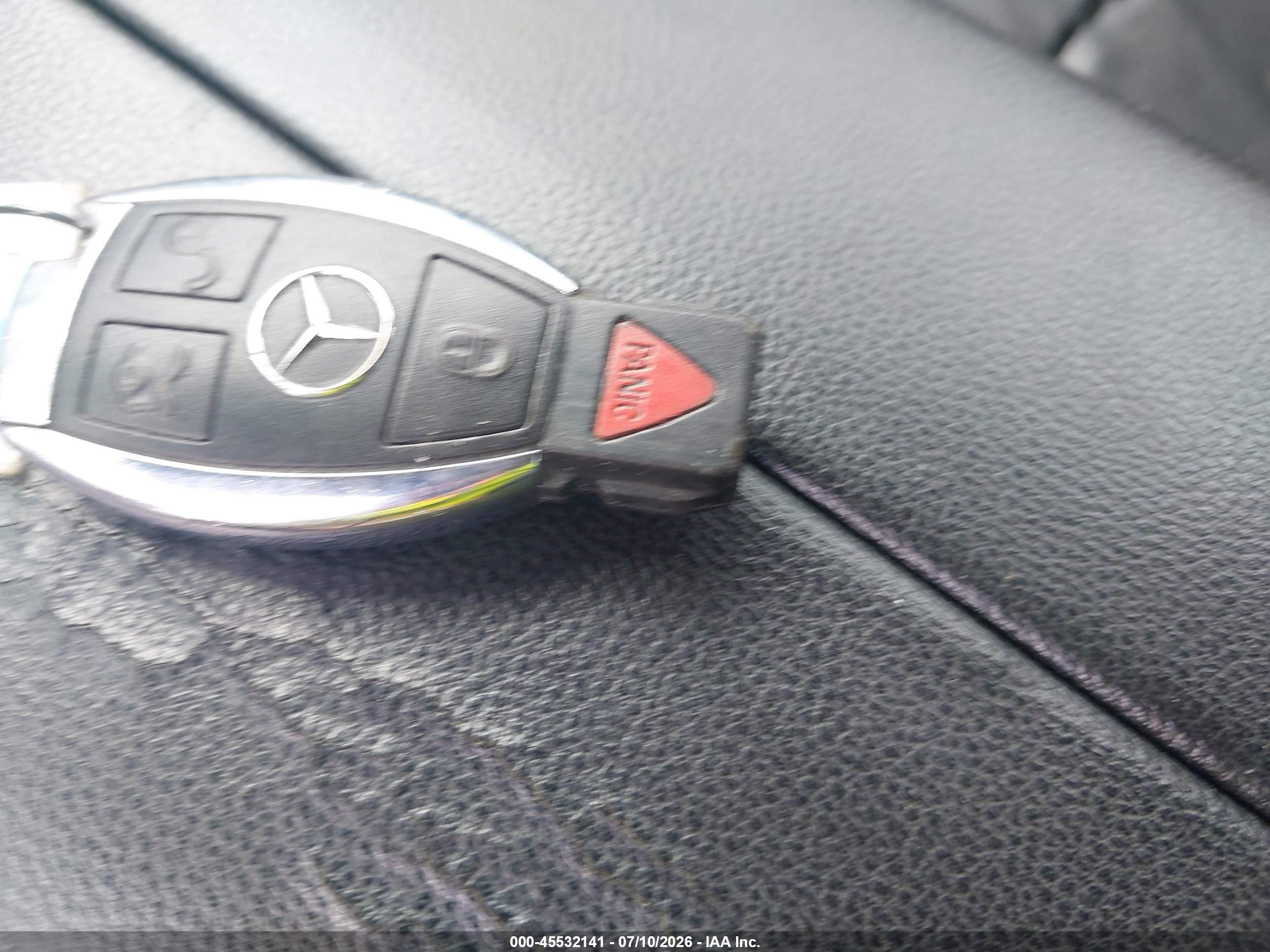 2010 Mercedes-benz E 350 4matic Black vin: WDDHF8HB6AA128833